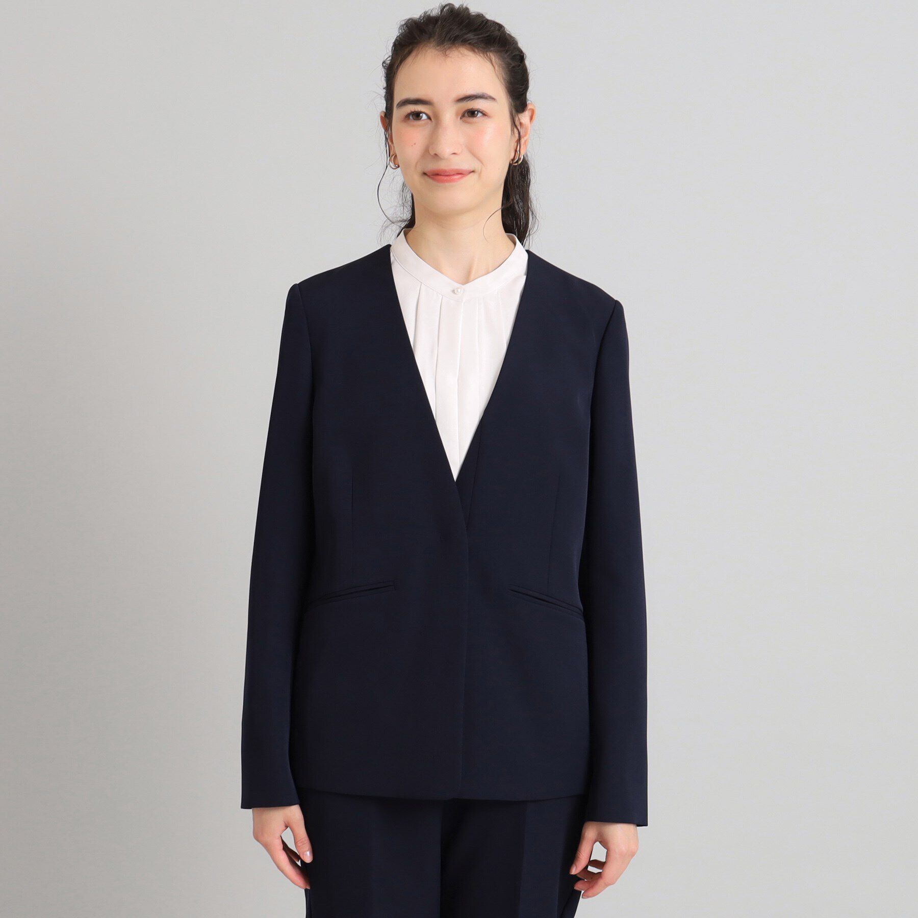 OPAQUE.CLIP「《通勤/セットアップ対応》 Vネックジャケット/ダブルクロス【洗濯機洗い可】」|ノーカラージャケット|