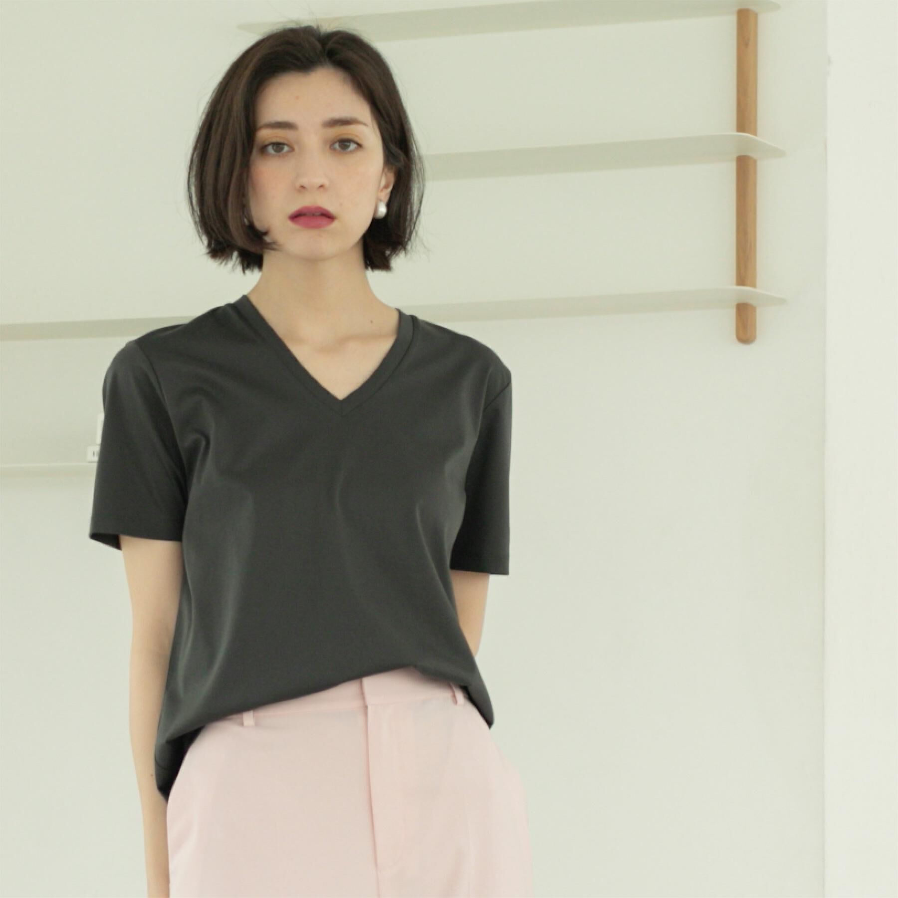 OPAQUE.CLIP「《5色展開/SS-LLサイズ》VネックベーシックTシャツ【接触冷感/洗濯機洗い可】」|Tシャツ・カットソー|