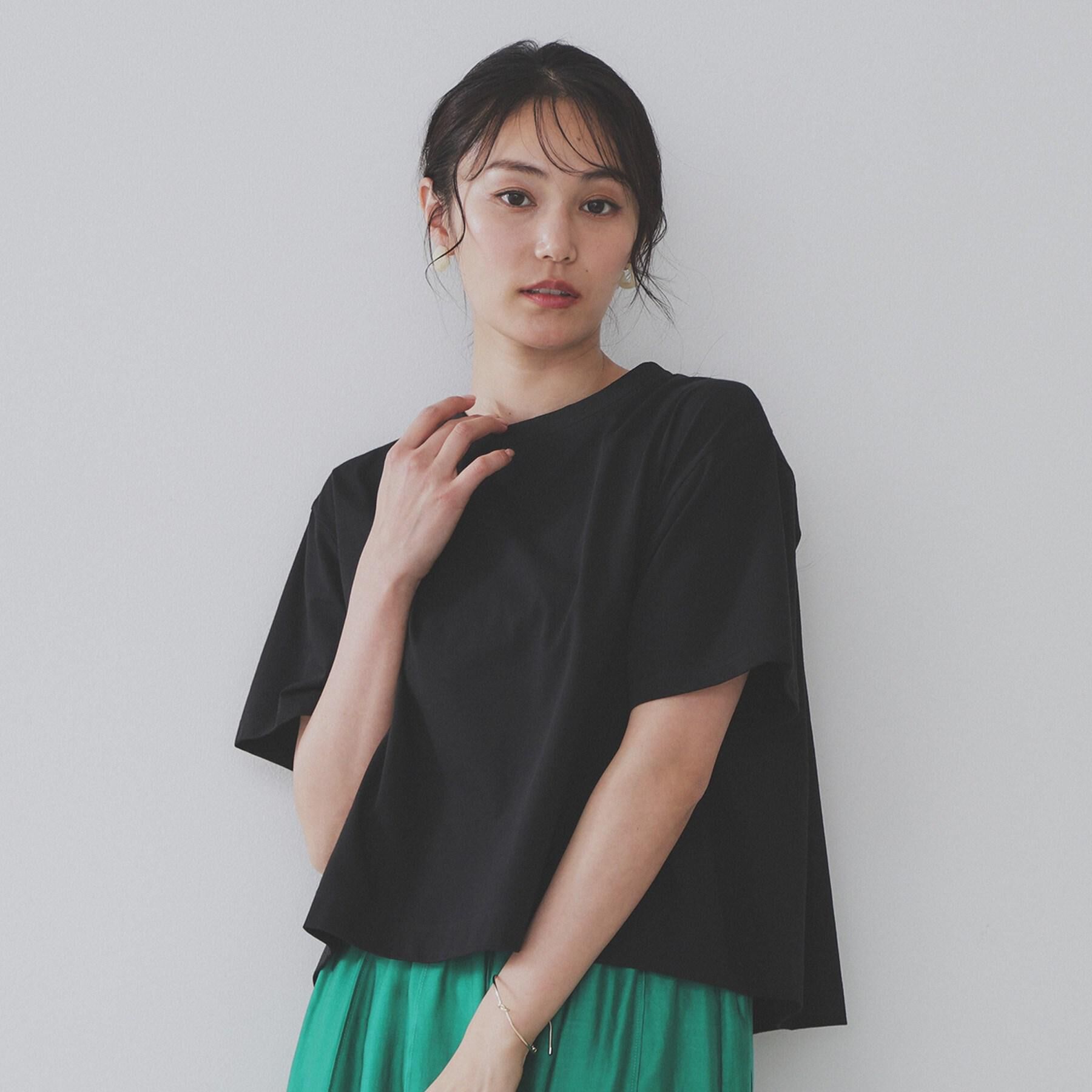 OPAQUE.CLIP「バックフレアショートTシャツ【洗濯機洗い可】」|Tシャツ・カットソー|