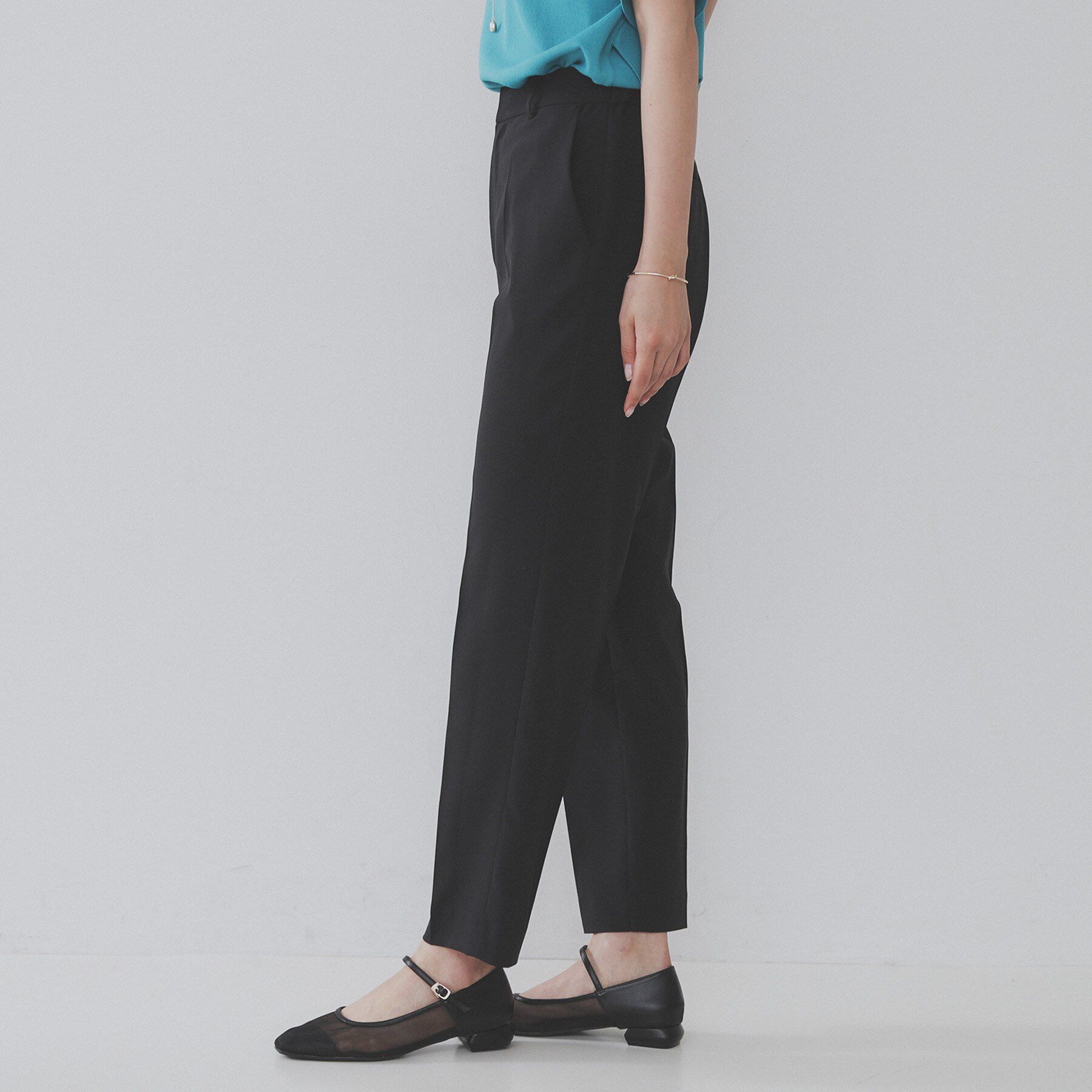 OPAQUE.CLIP「ストレッチリネンライク美脚テーパードパンツ【洗濯機洗い可/吸水速乾】」|その他|