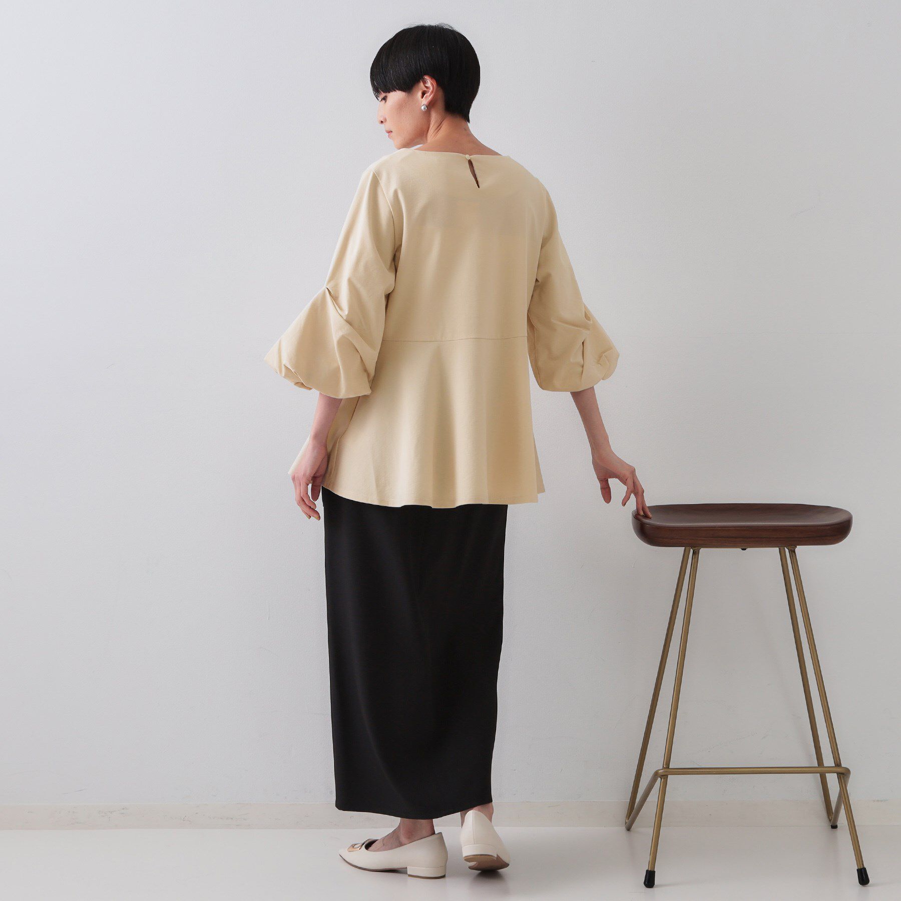 OPAQUE.CLIP「ボリュームスリーブペプラムトップス【洗濯機洗い可】」|Tシャツ・カットソー|