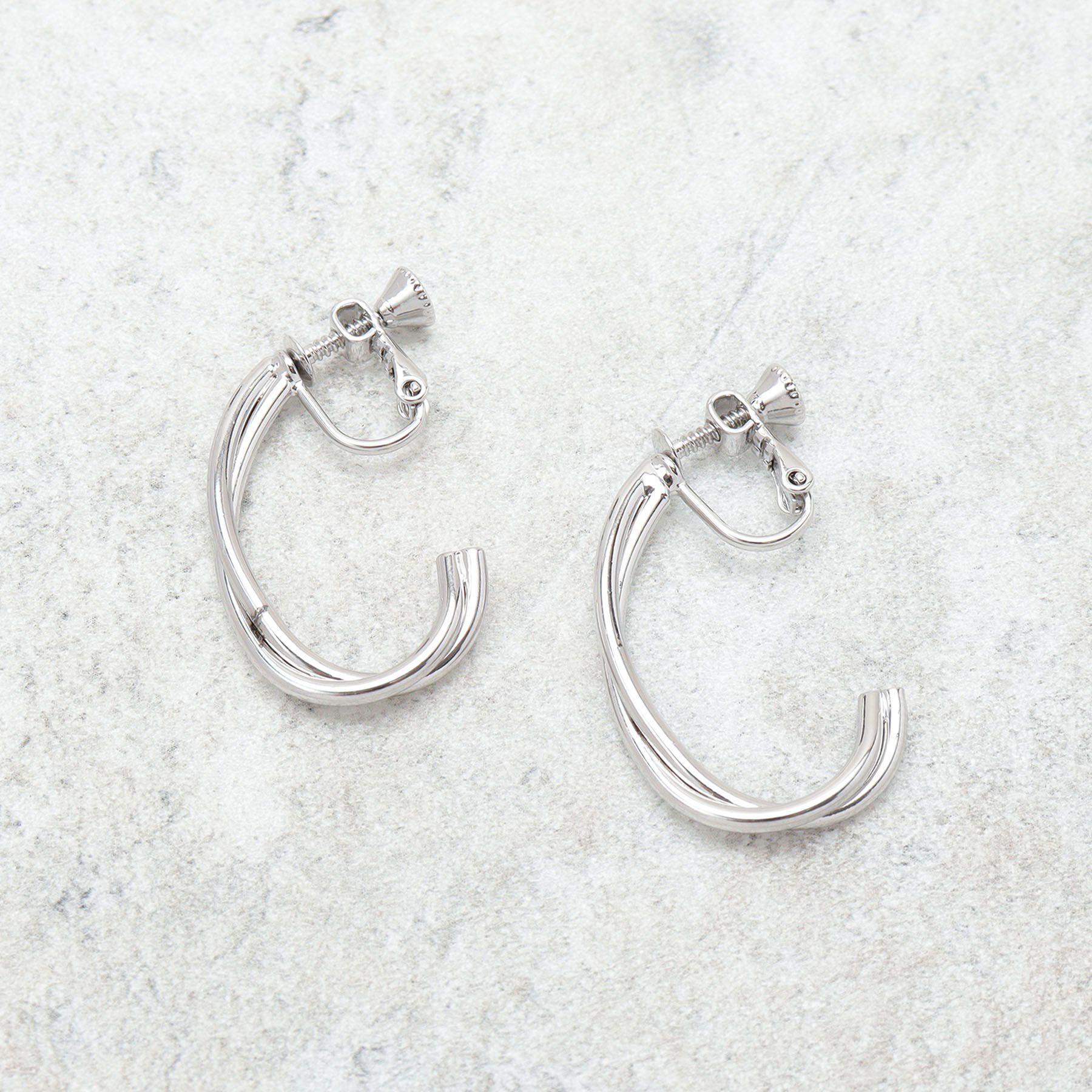 OPAQUE.CLIP「フープ風ビッグメタルイヤリング」|イヤリング|シルバー(006)