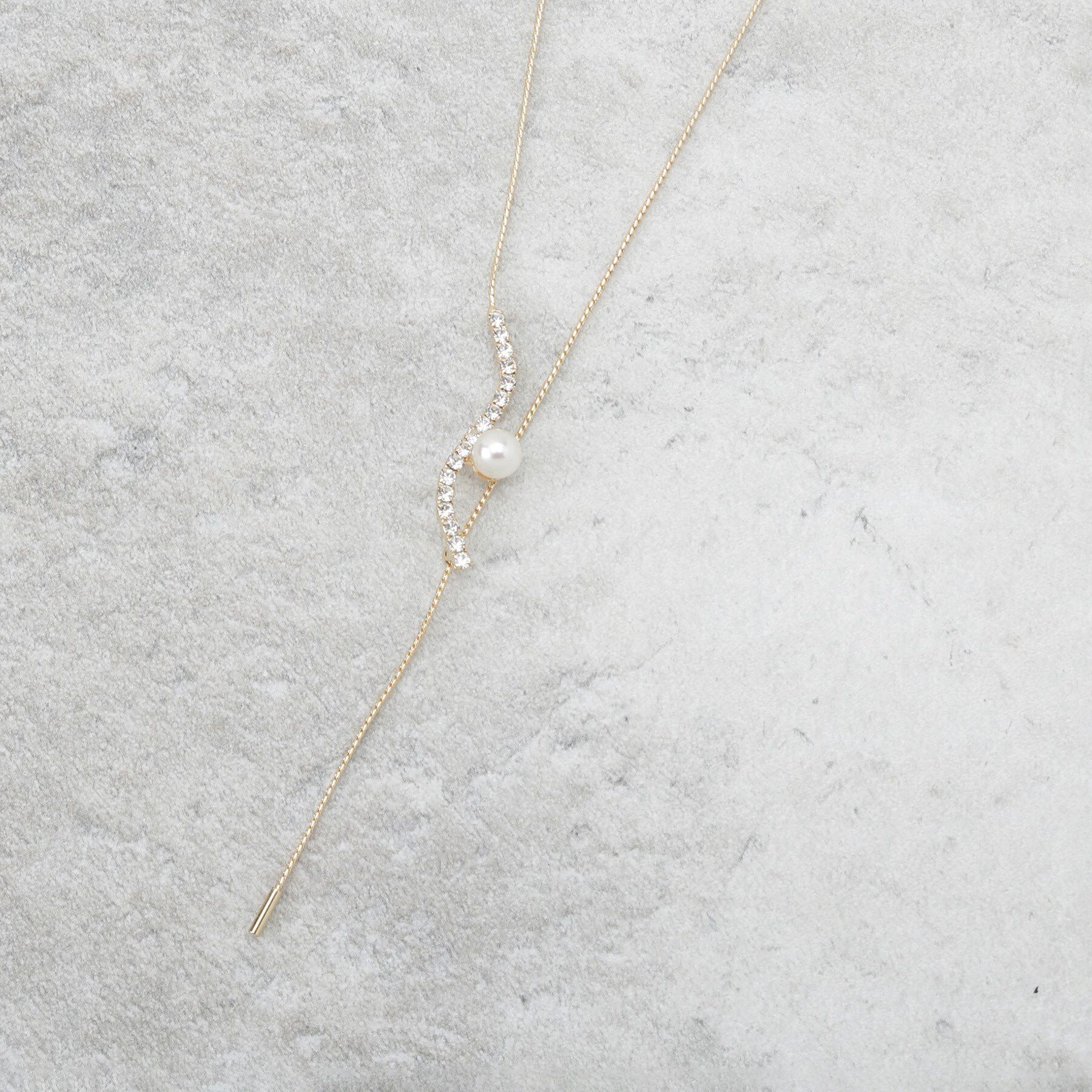 OPAQUE.CLIP「ニュアンスビジューバー&times;フェイクパールスライドネックレス」|ネックレス|