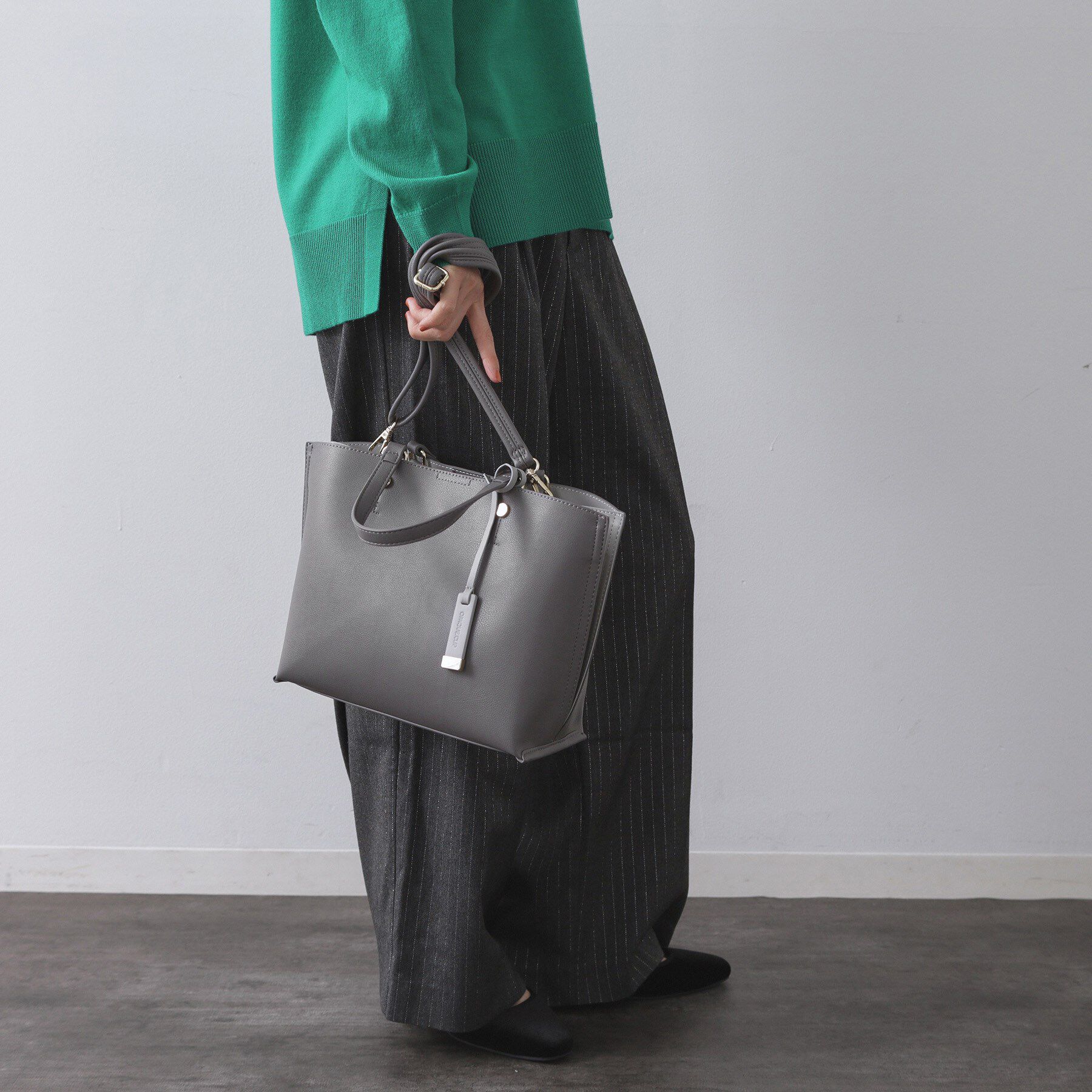 OPAQUE.CLIP「【2WAY/名品】バイカラー3層ミドルトートバッグ」|トートバッグ|