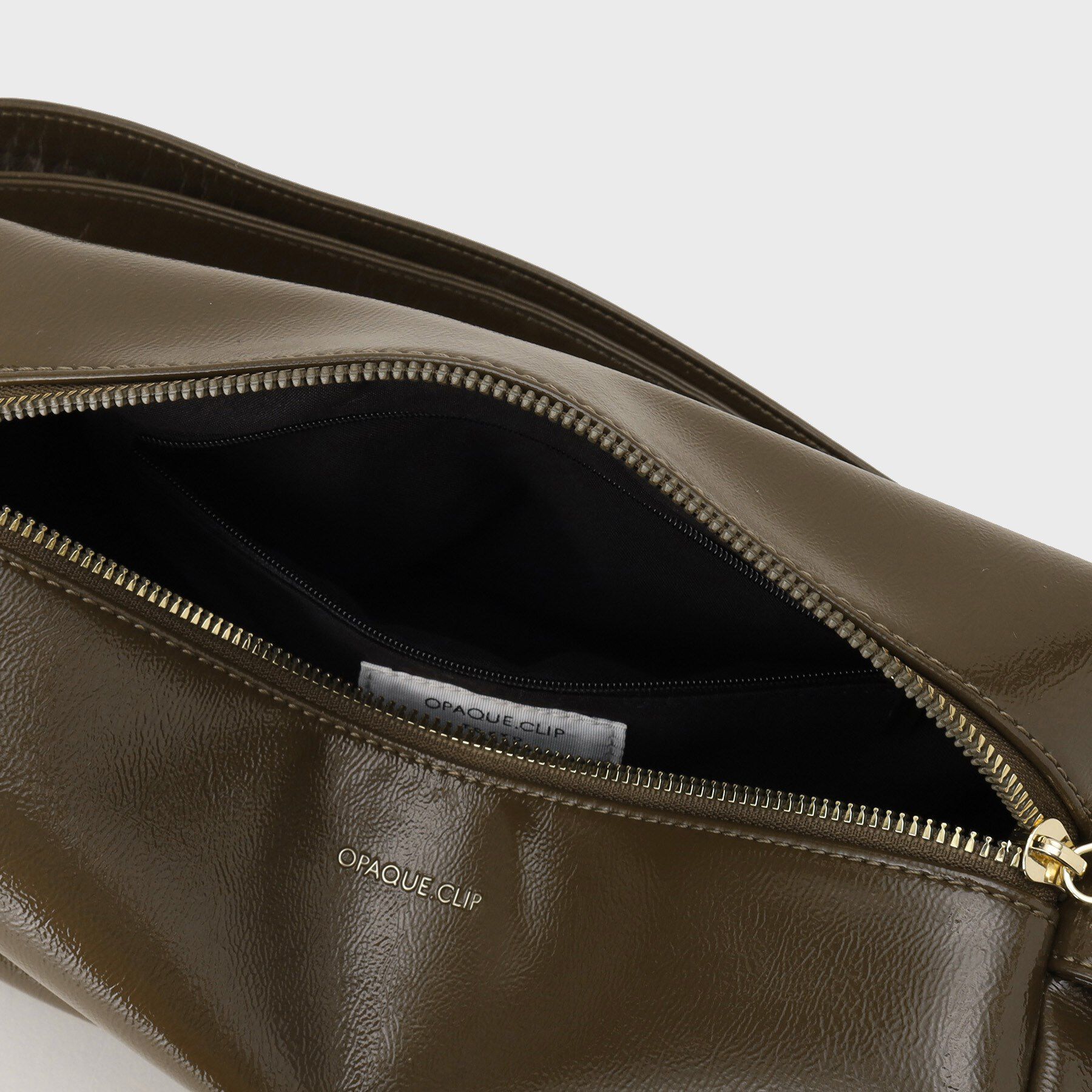 OPAQUE.CLIP「【2WAY】エナメルワイドスクエアボストンバッグ」|ショルダー・メッセンジャー|