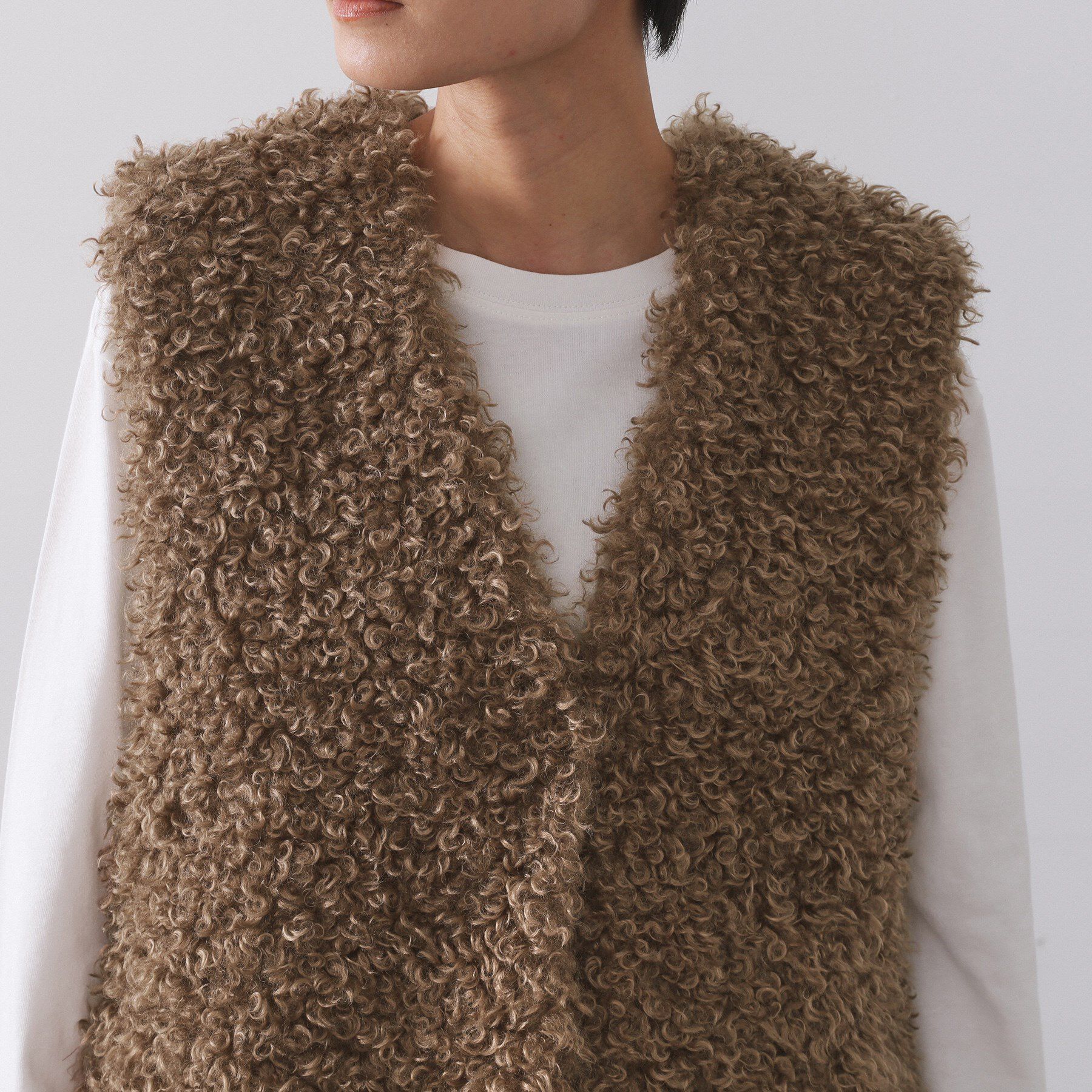 OPAQUE.CLIP「カーリーフェイクファーベスト【洗濯機OK】」|ベスト・ジレ|