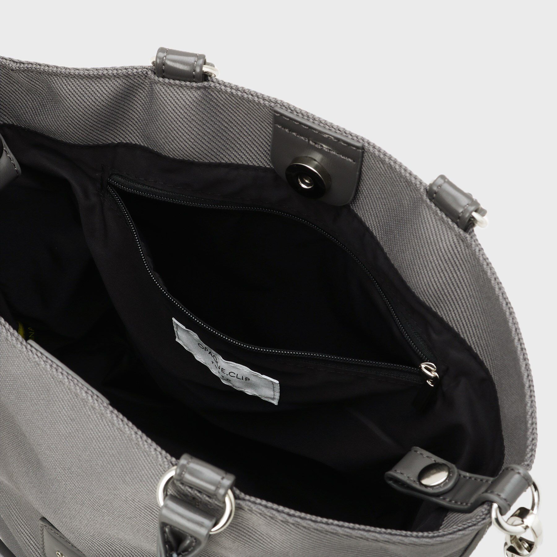 OPAQUE.CLIP「【マルチWAY】ミニショルダーとしても使える！バッグインポーチ付きミドルトートバッグ」|トートバッグ|