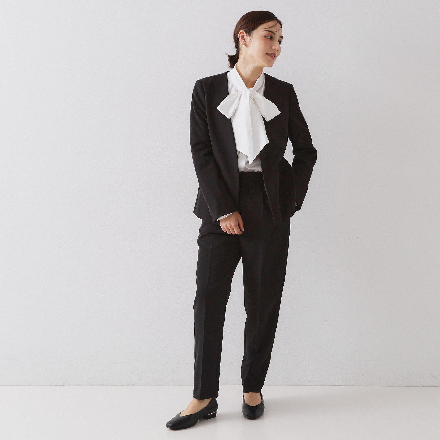 OPAQUE.CLIP「《通勤/セットアップ対応》 Vネックジャケット/ダブルクロス【洗濯機OK】」|ノーカラージャケット|