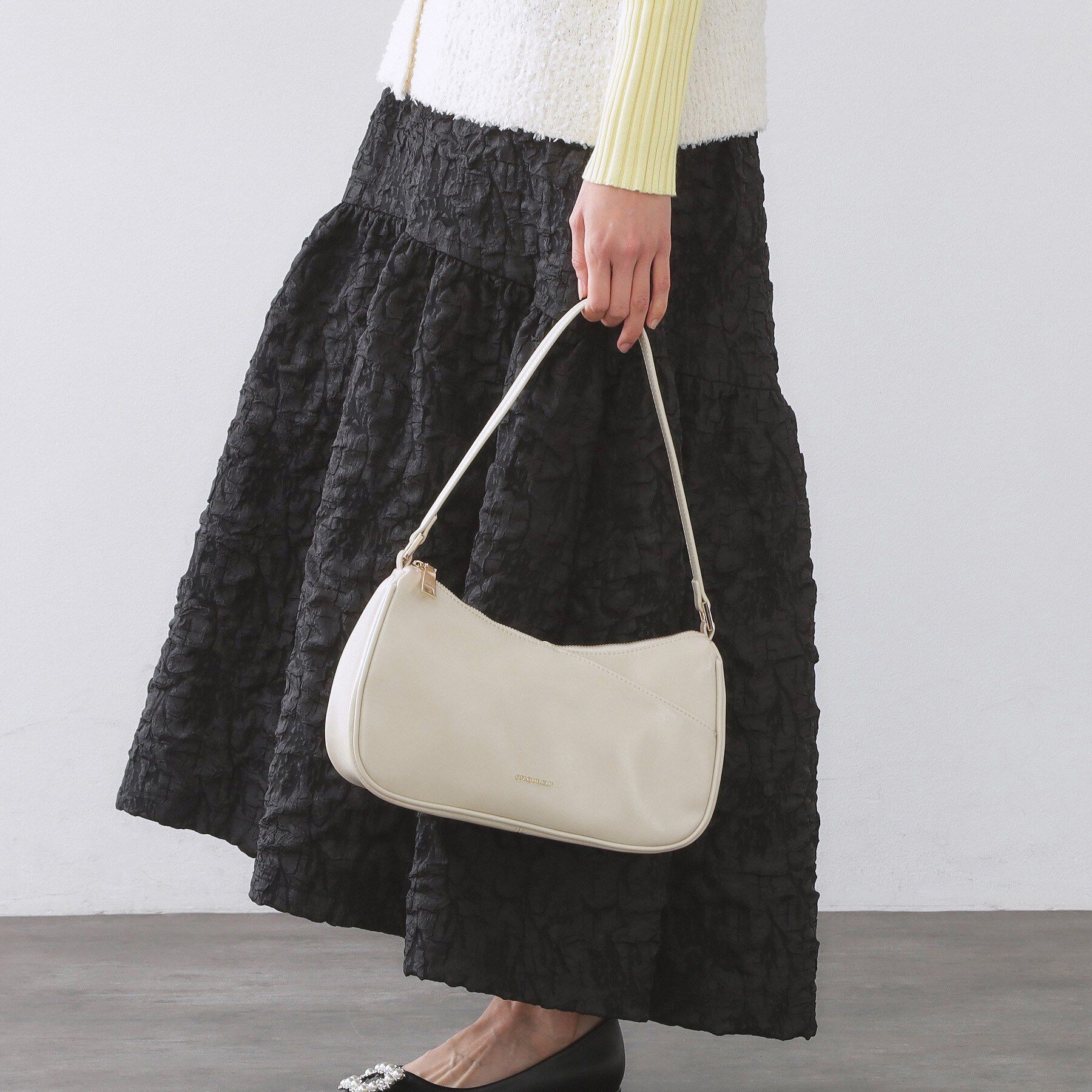 OPAQUE.CLIP「スラッシュポケットショルダーバッグ」|ショルダー・メッセンジャー|