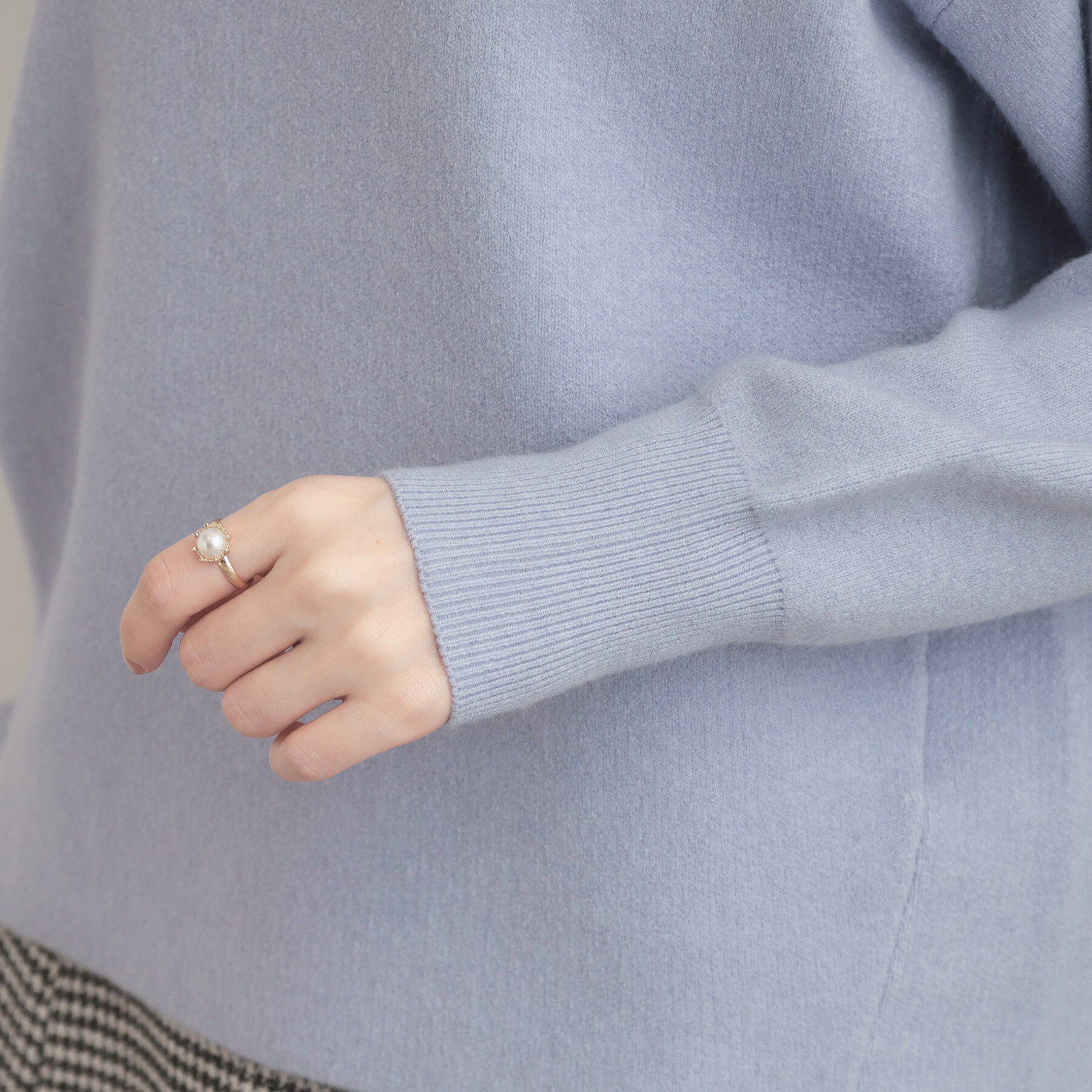 Couture broach「【ゆるふわ・通勤】リッシュアンゴラ バックパール調ニット」|ニット・セーター|