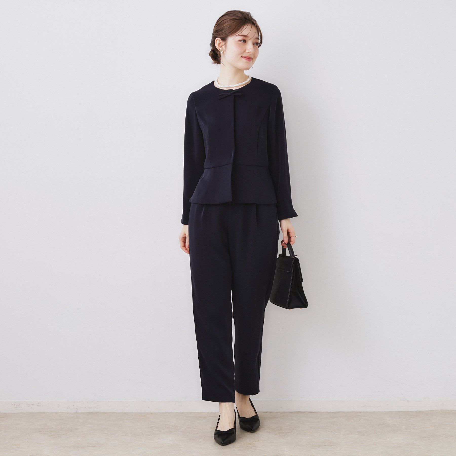 Couture broach「【ハレの日・通勤】リボンデザイン ペプラムブラウス」|シャツ・ブラウス|