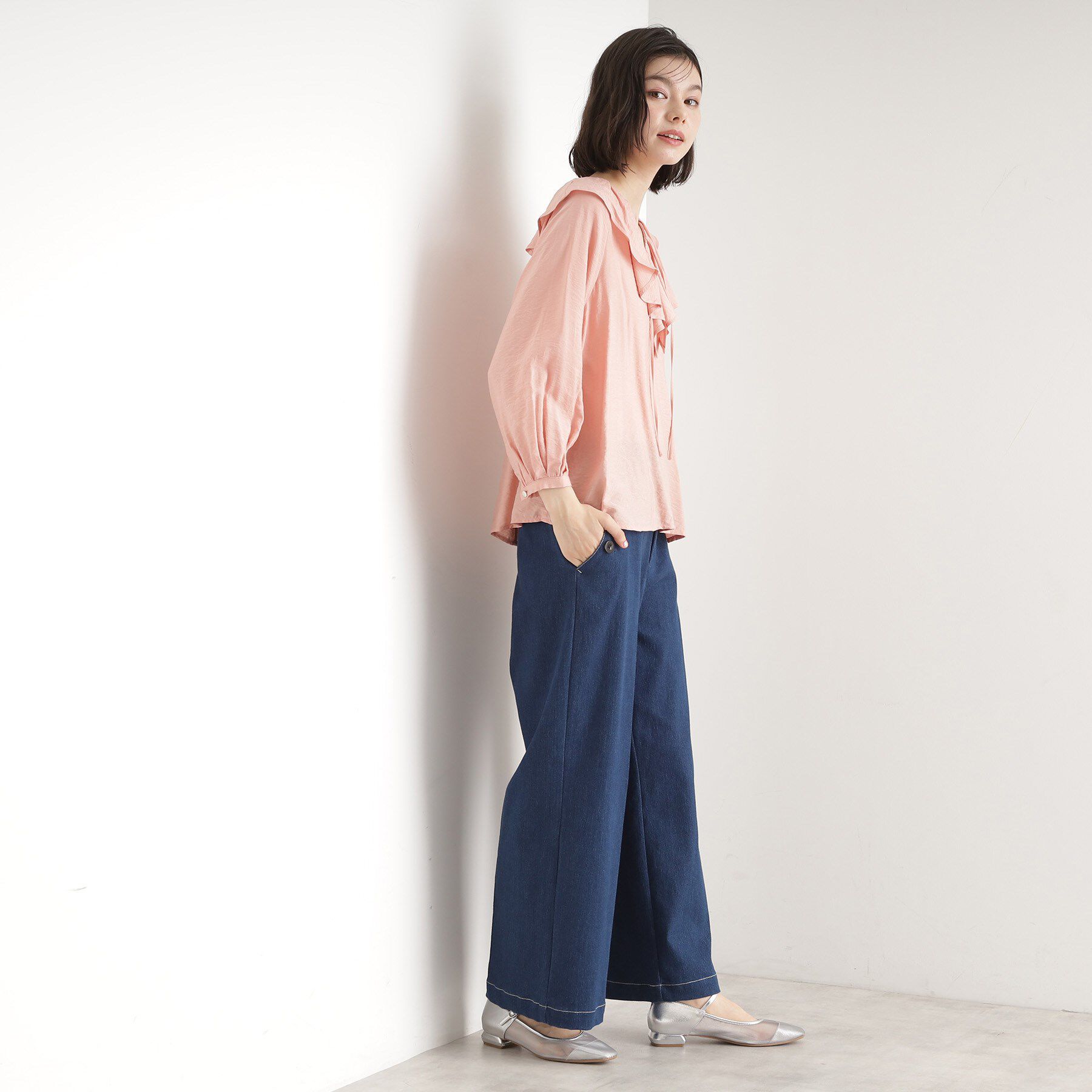 THE SHOP TK「ラッフルカラーブラウス【洗濯機OK】」|シャツ・ブラウス|