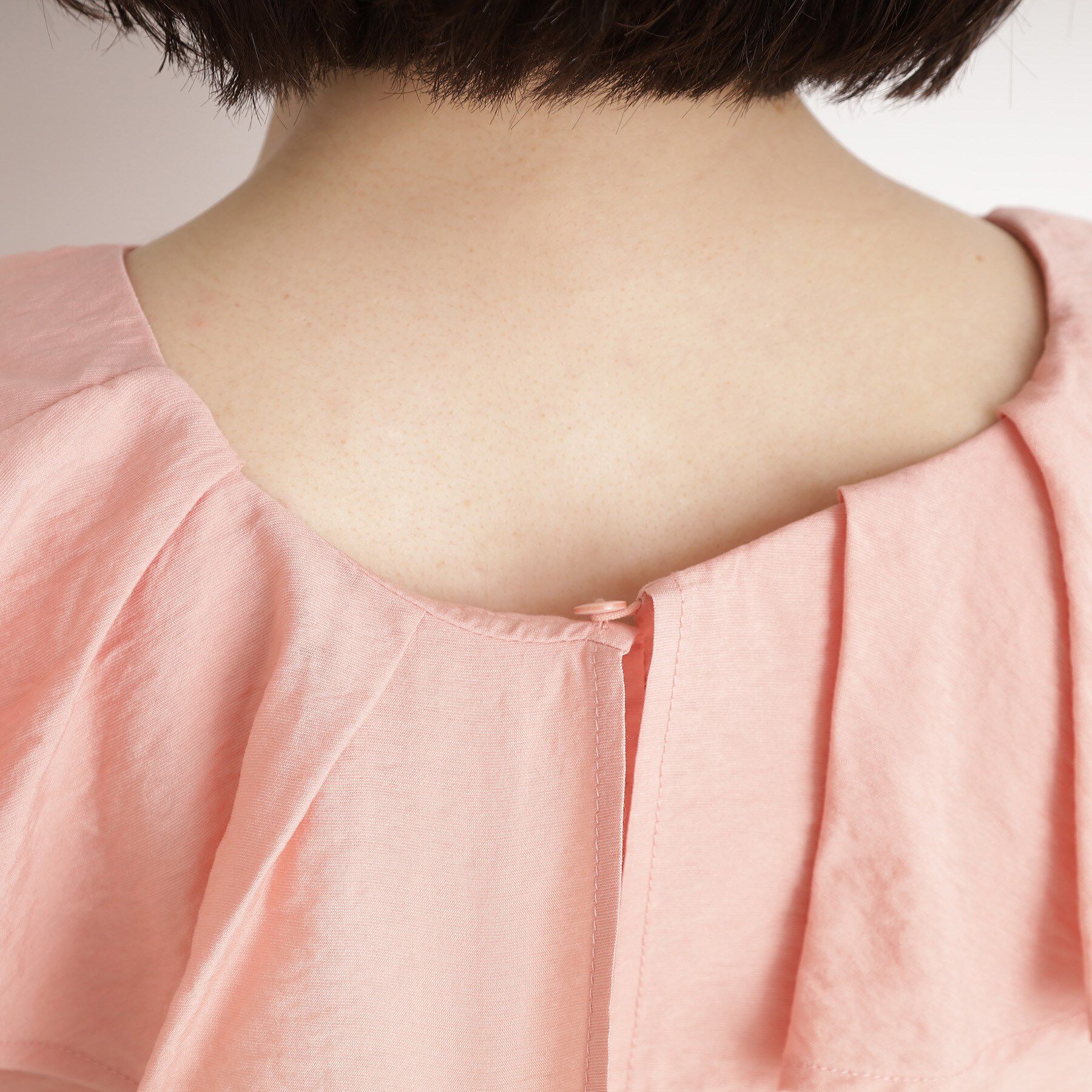 THE SHOP TK「ラッフルカラーブラウス【洗濯機OK】」|シャツ・ブラウス|