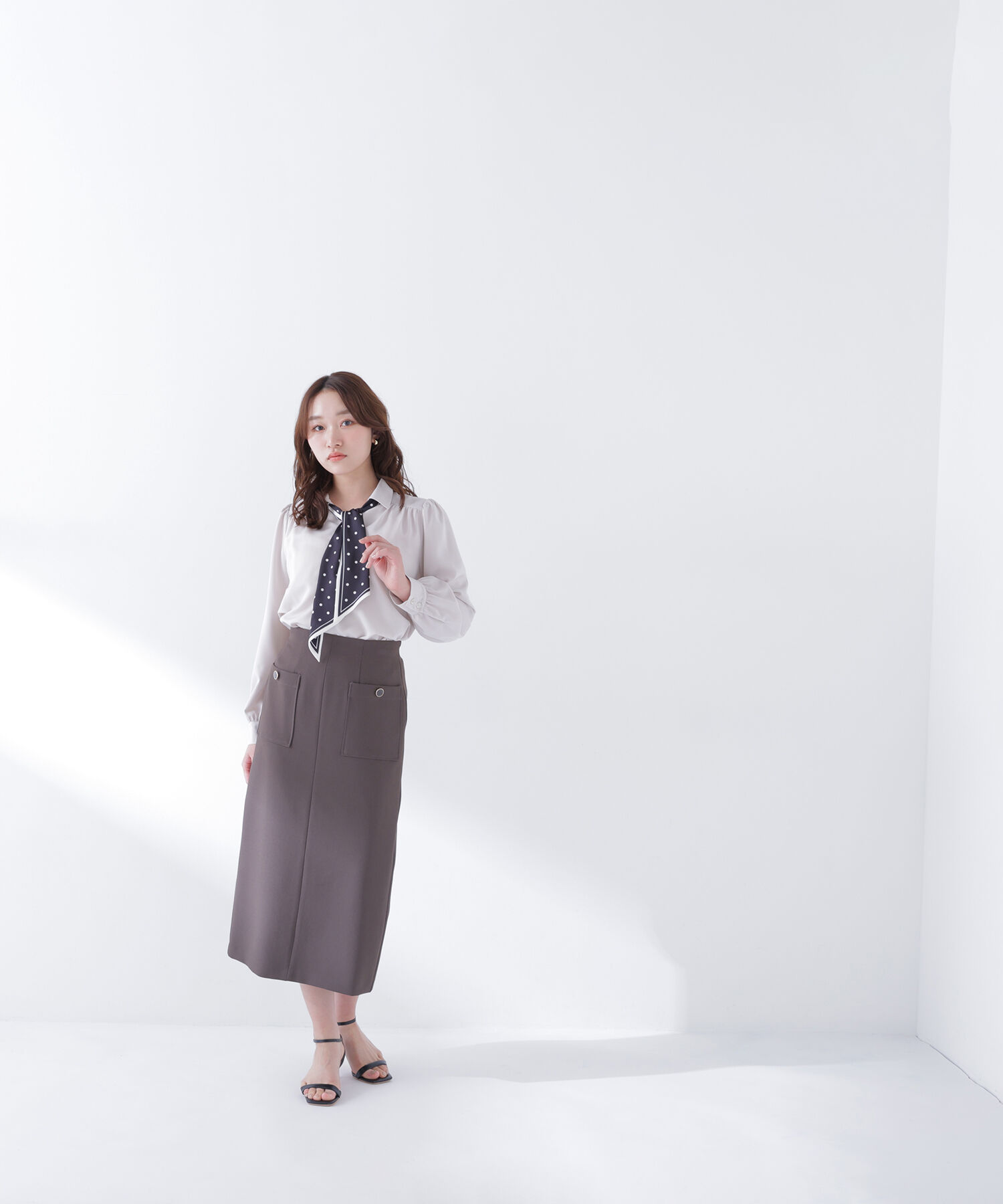  「デザインスカーフ付ブラウス」|シャツ・ブラウス|