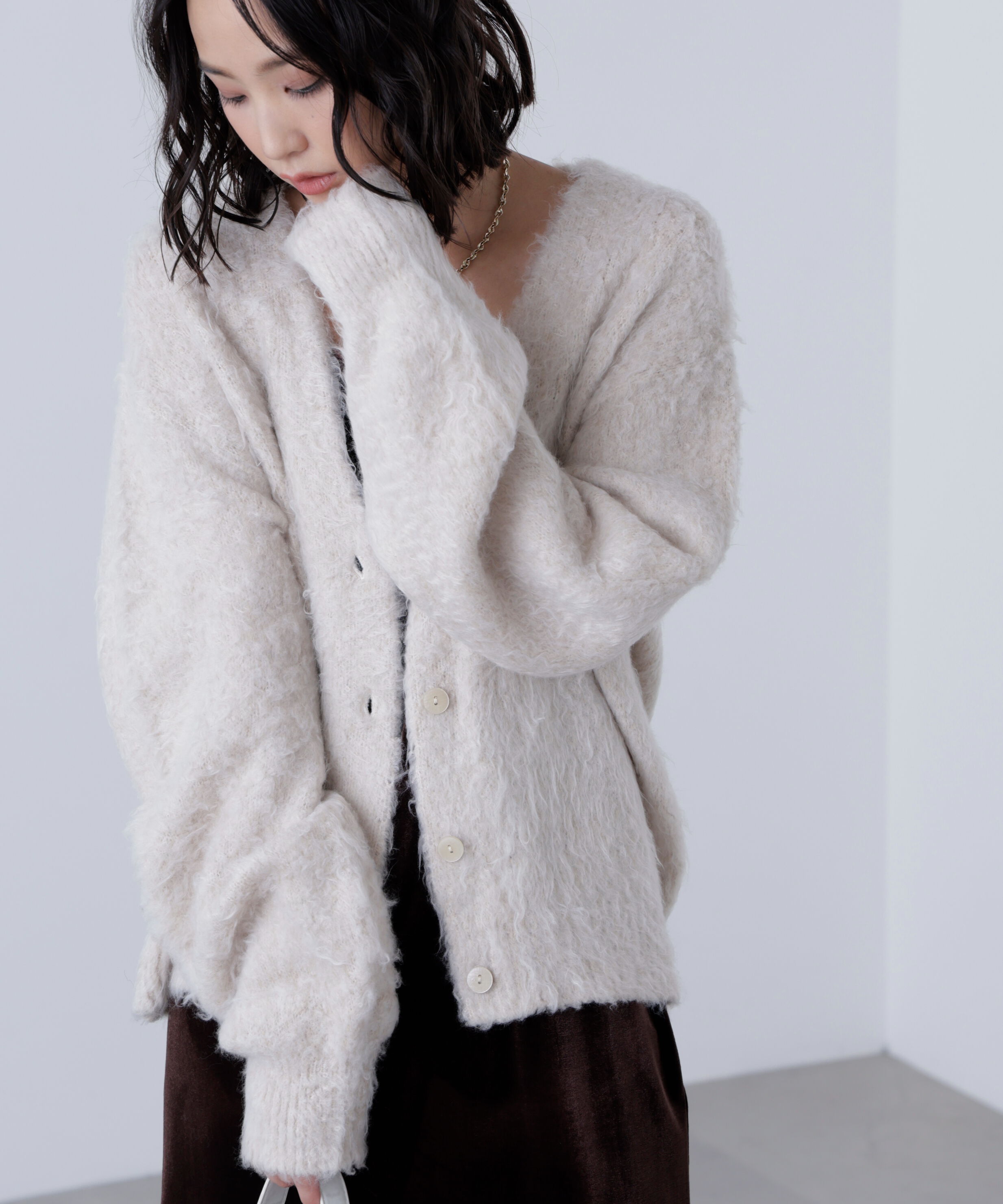  「ウェーブ起毛Vネックカーディガン」|ニット・セーター|