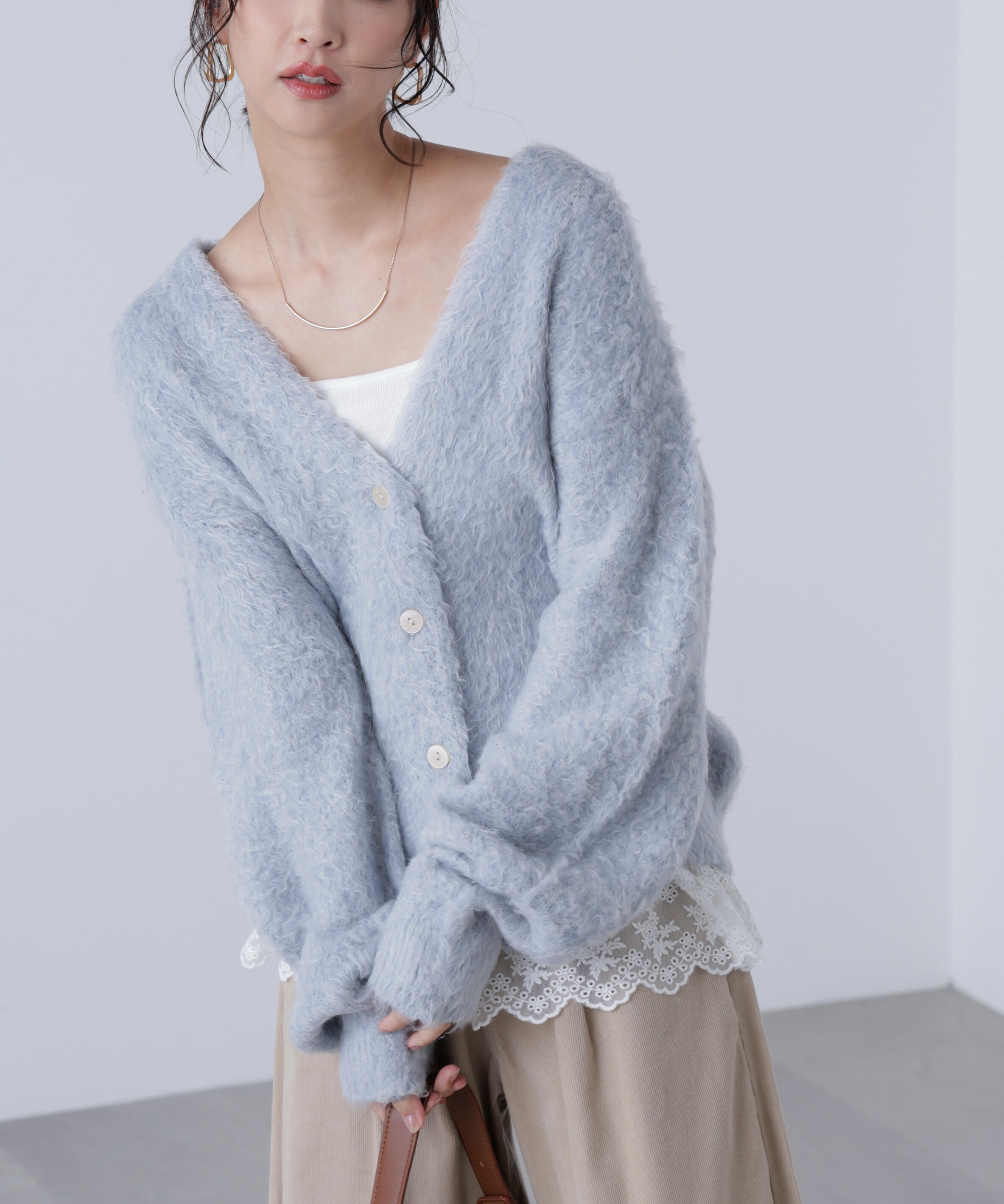  「ウェーブ起毛Vネックカーディガン」|ニット・セーター|