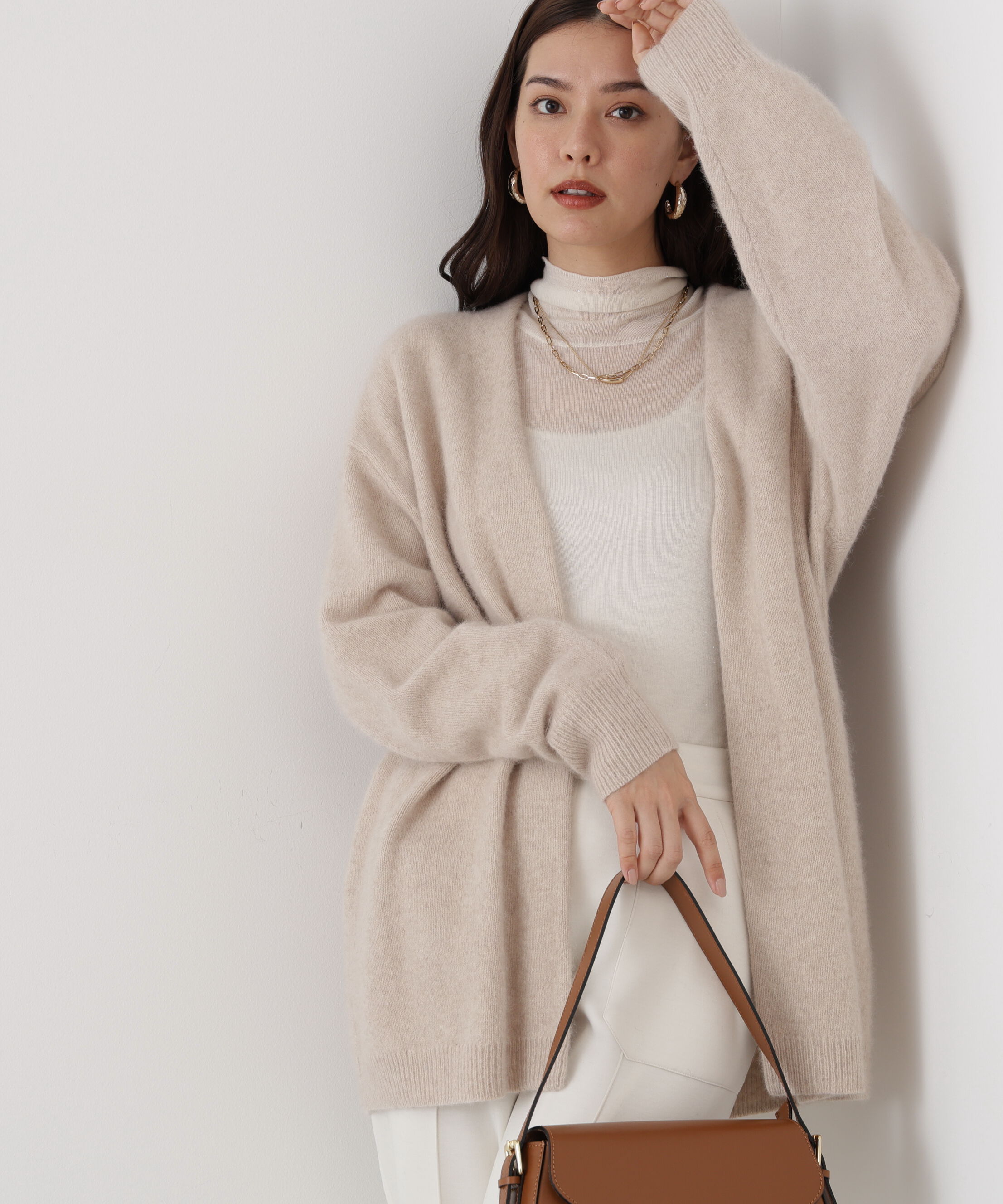  「エアリーウールVネックカーディガン」|その他|ベージュ