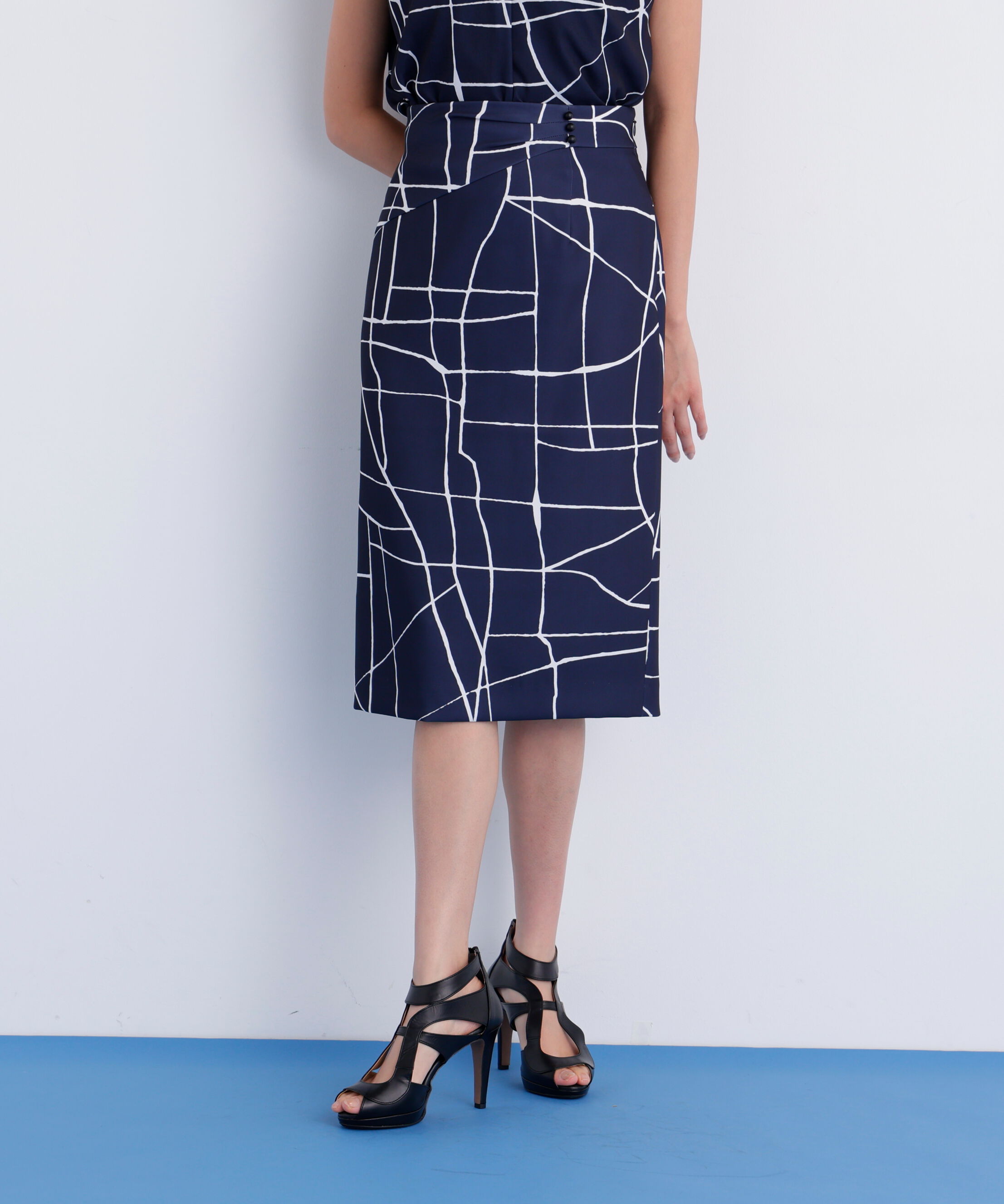  「ラインプリントタックスカート」|スカート|