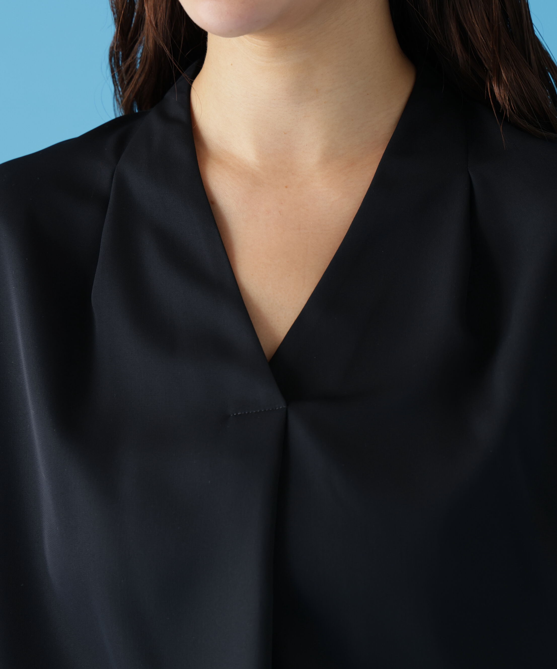  「チョーカー付きＶネックブラウス」|シャツ・ブラウス|