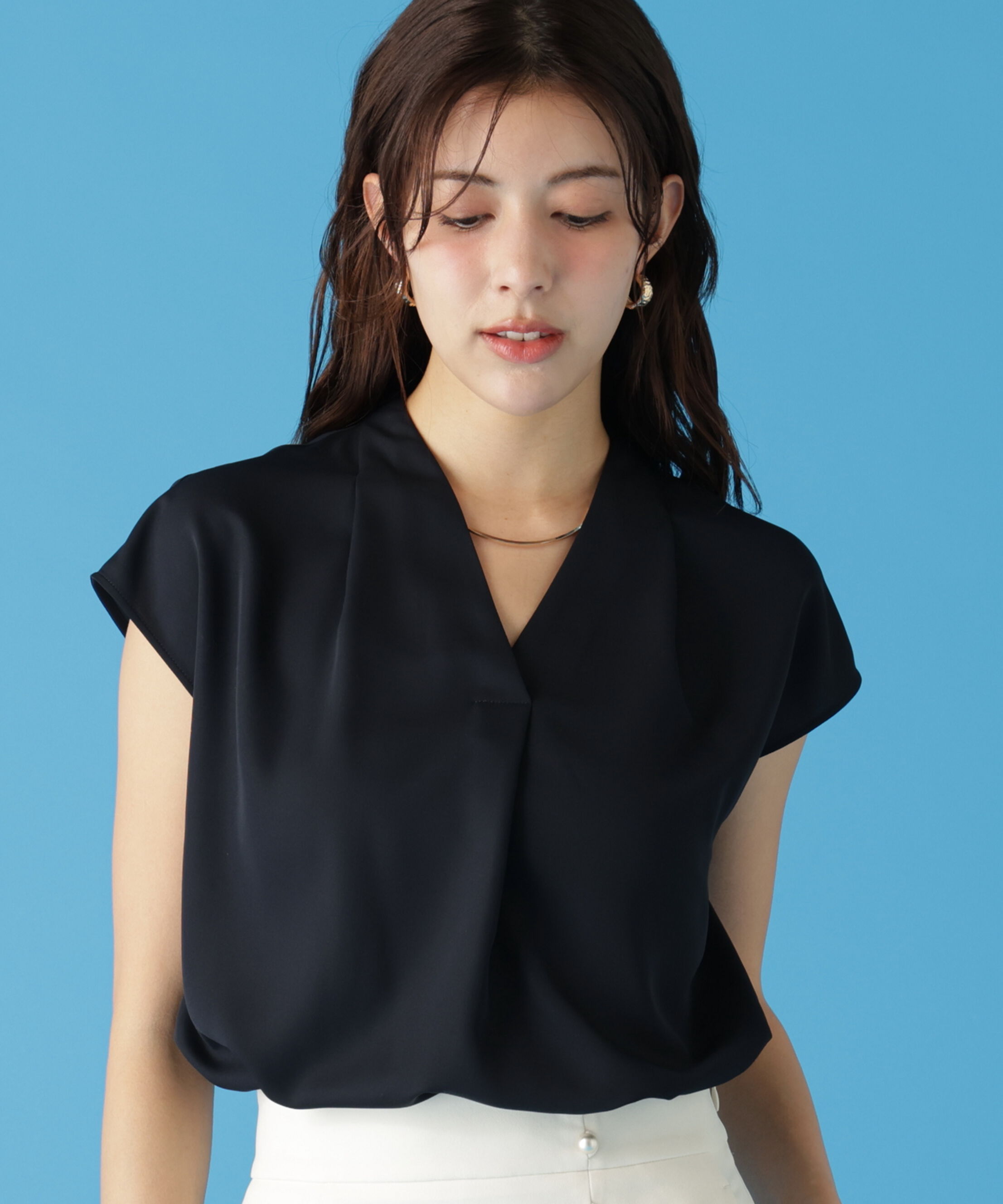  「チョーカー付きＶネックブラウス」|シャツ・ブラウス|