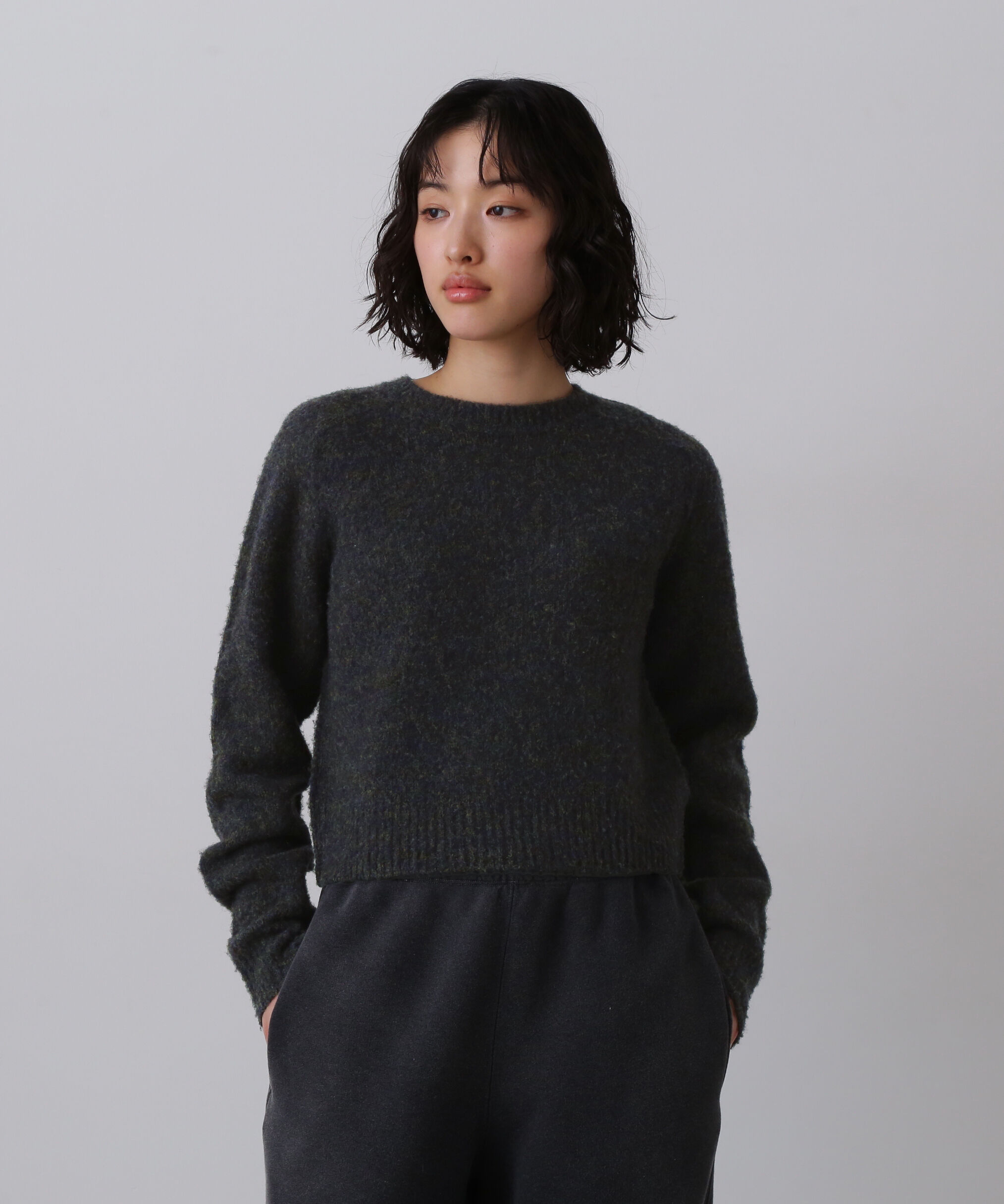 YLEVE 「YLEVE / ITARIAN MERINO WOOL MELANGE KNIT PULL OVER」|ニット・セーター|ネイビー