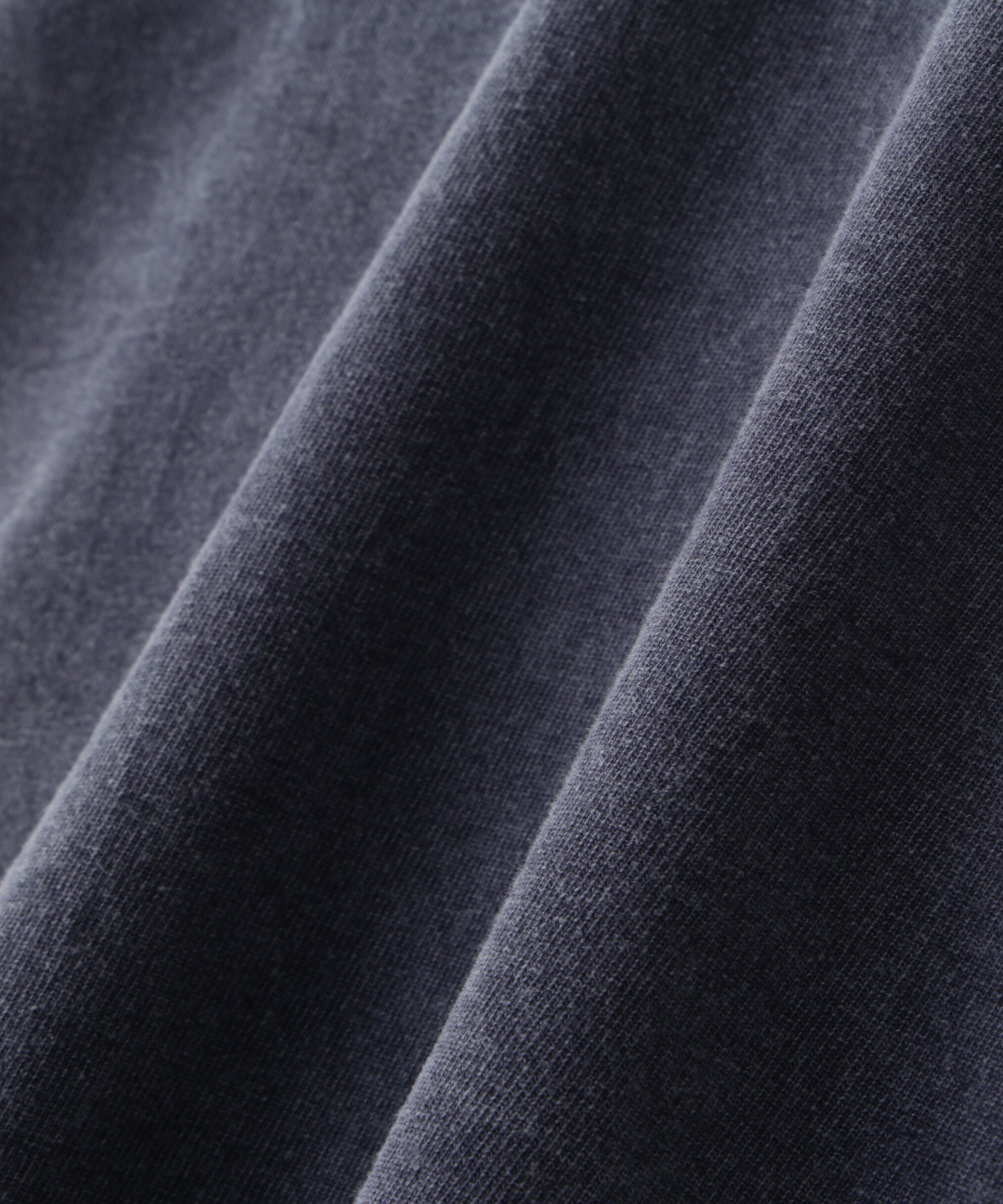 YLEVE 「YLEVE / OPEN END COTTON PIGMENT DYE PULL OVER」|Tシャツ・カットソー|