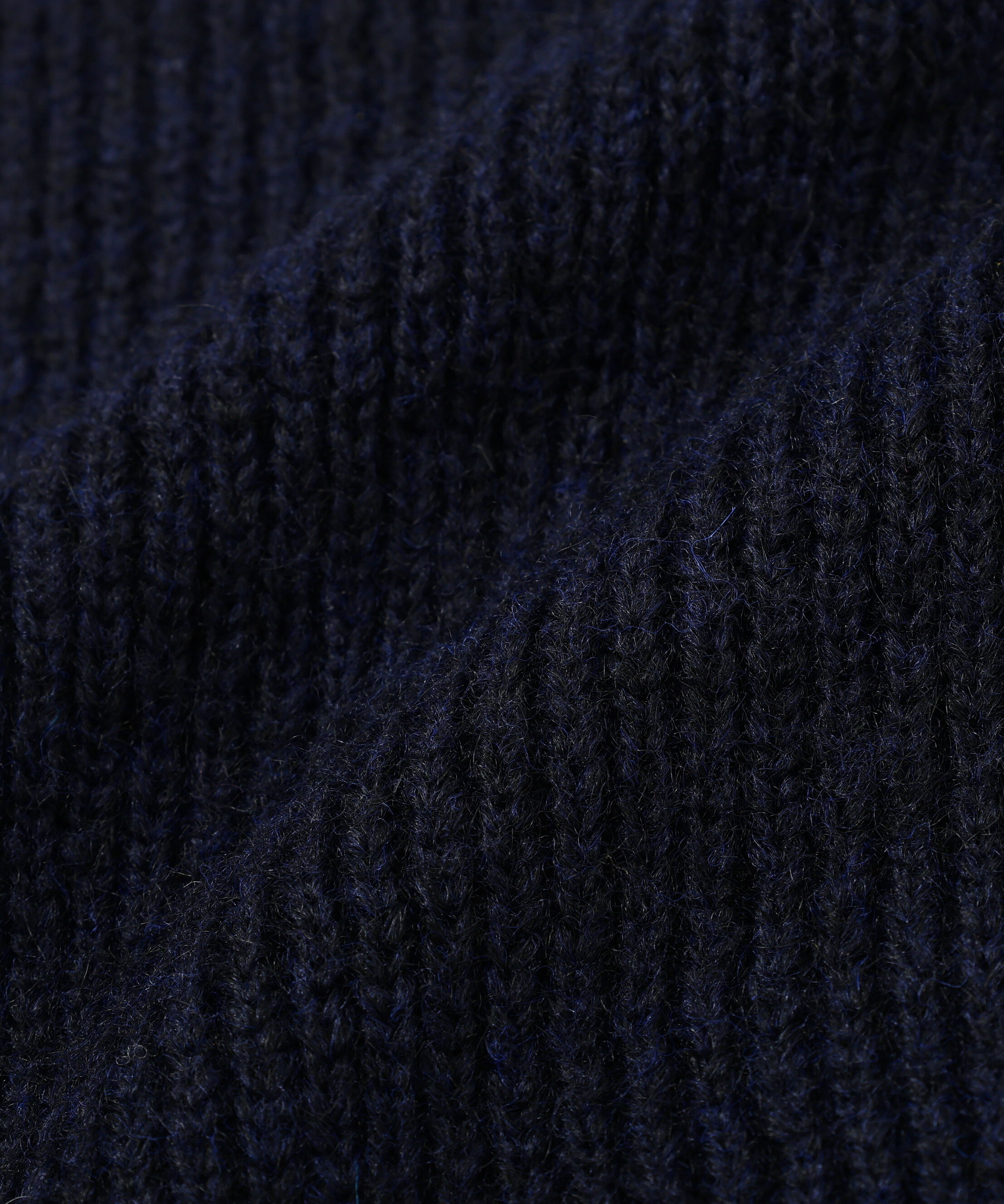  「◆スリットハイネックショートベスト」|ニット・セーター|