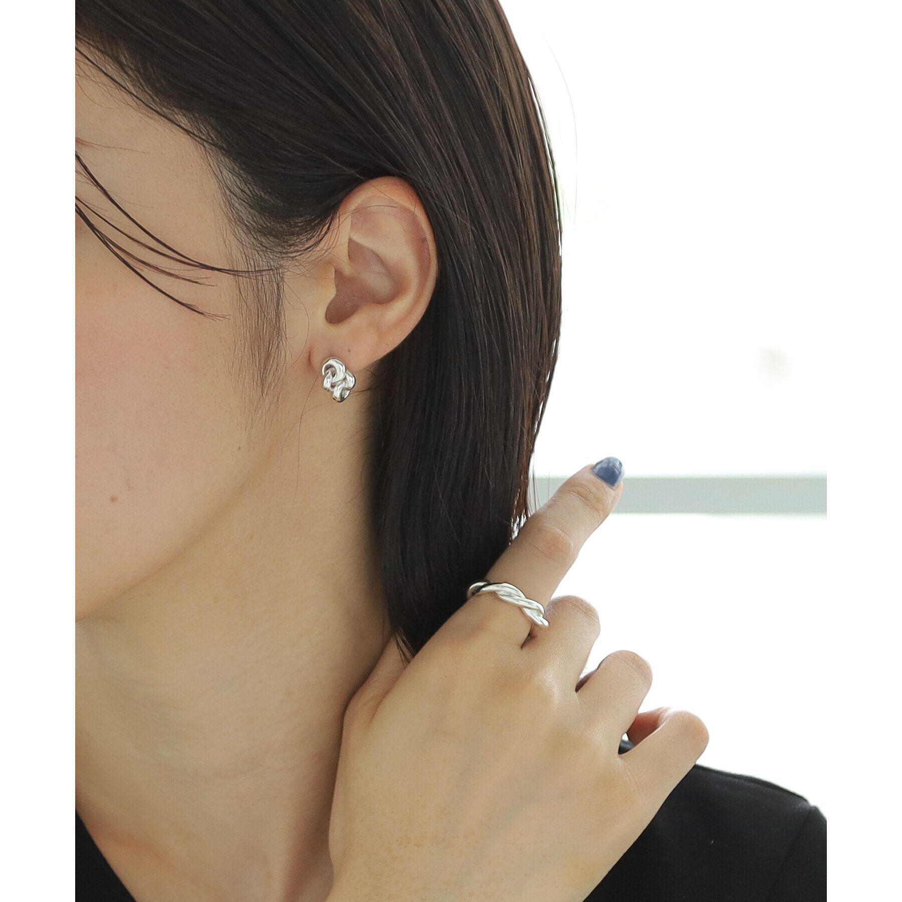 COCOSHNIK ONKITSCH「シルバー ニッティングモチーフ ピアス」|ピアス|