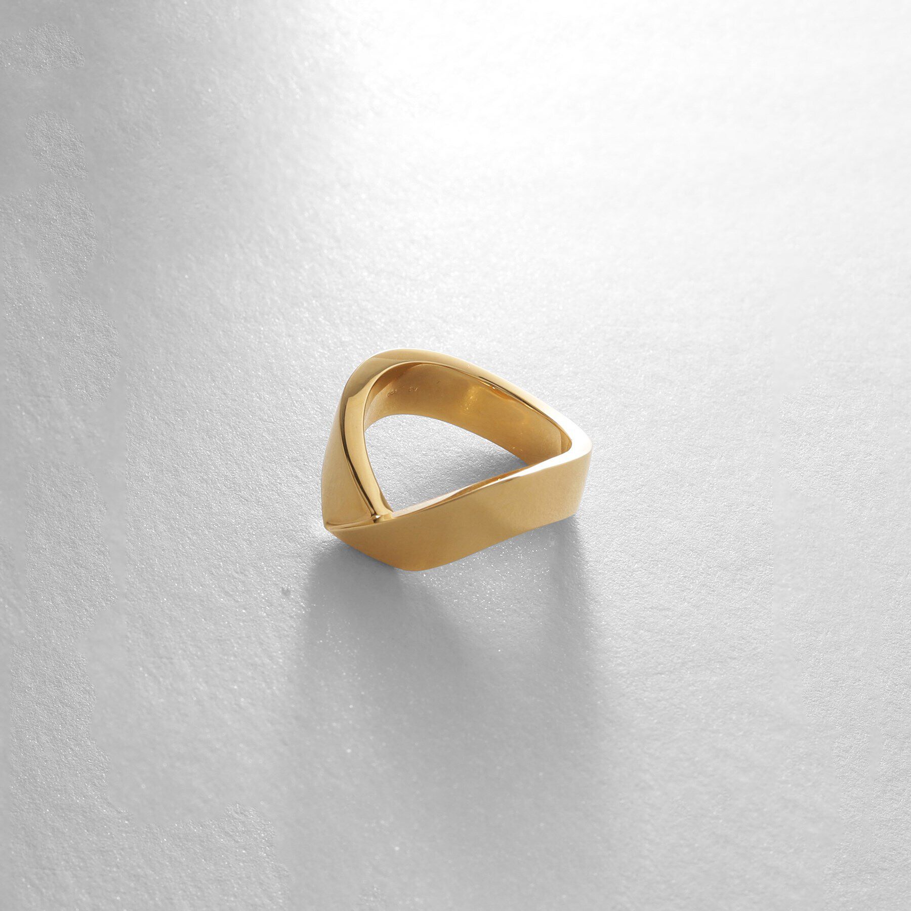 COCOSHNIK ONKITSCH「シルバー フォールディングリング ストリーム GP」|リング|ゴールド(600)