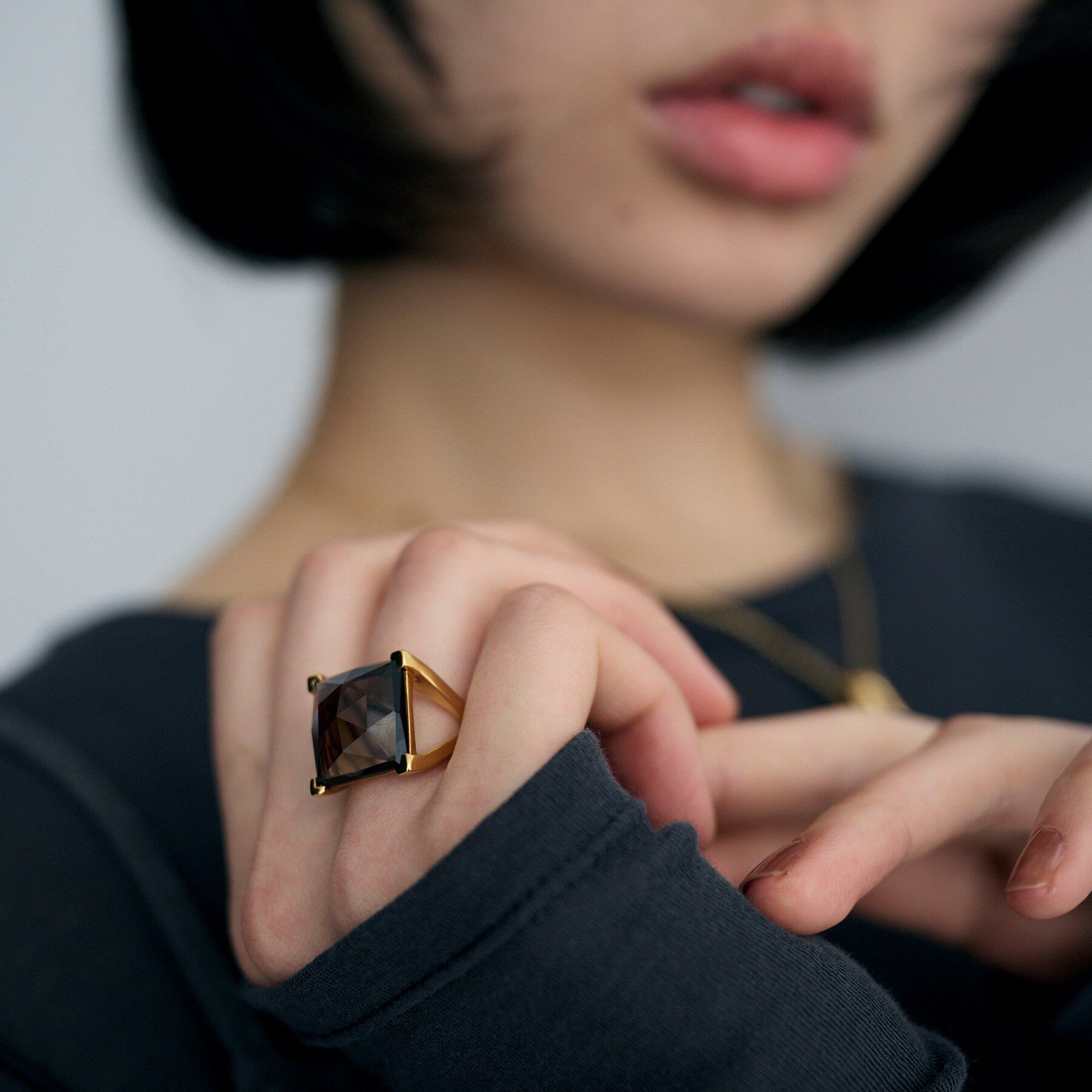 COCOSHNIK ONKITSCH「シルバー スモーキークォーツ クッションローズカットリング GP」|リング|