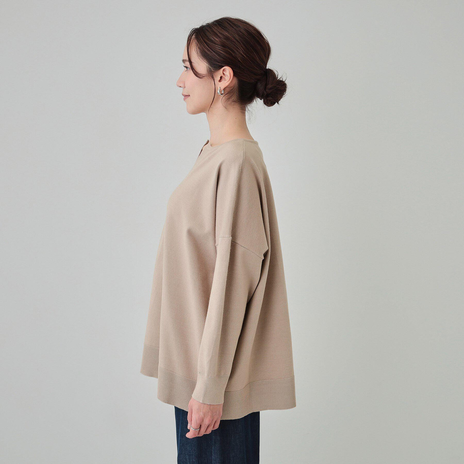 SHOO･LA･RUE「【洗える】レイヤードコーデも楽しめる もちもちVネックニット」|ニット・セーター|