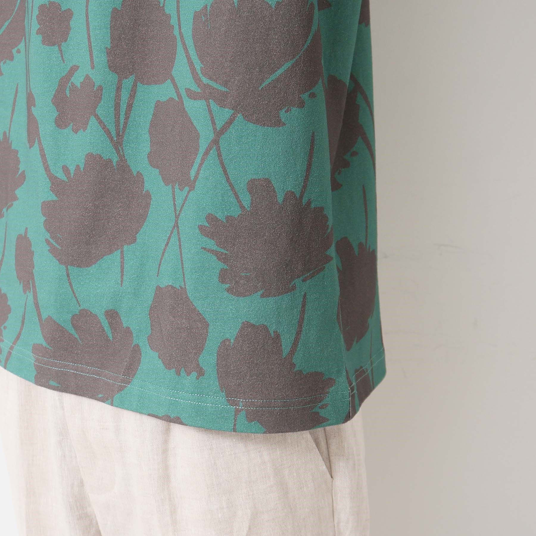 Dessin「【リンクコーデ・洗える】フラワープリントTシャツ」|Tシャツ・カットソー|