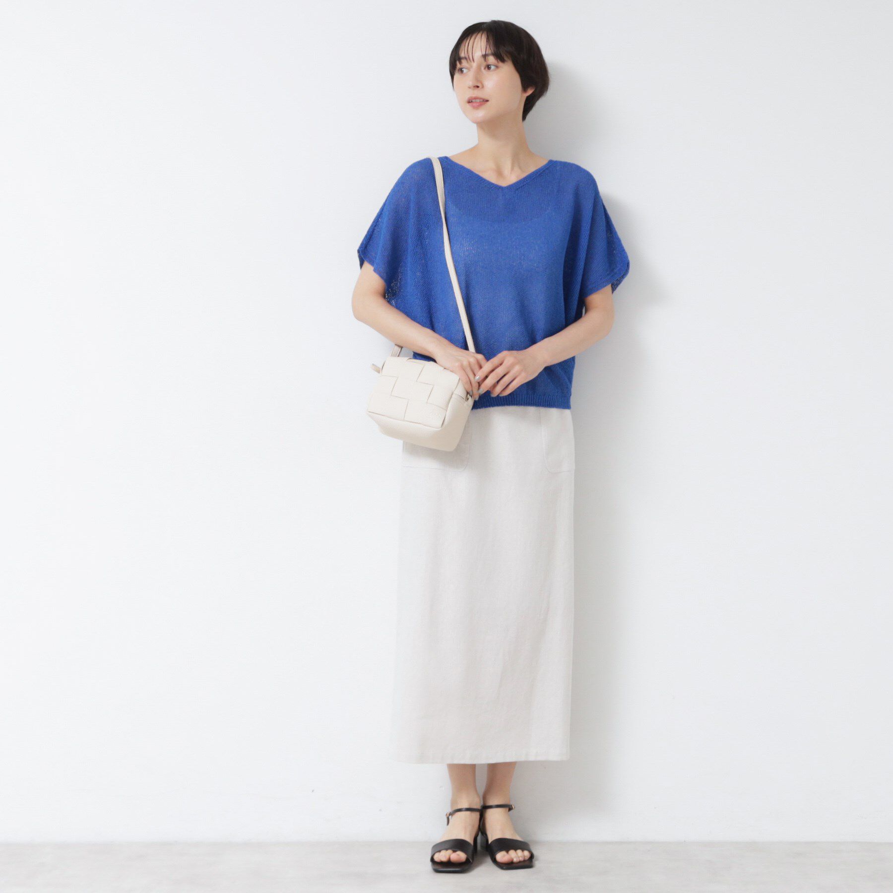 Dessin「【日本製・洗える】シームレスラインVネックニット」|ニット・セーター|