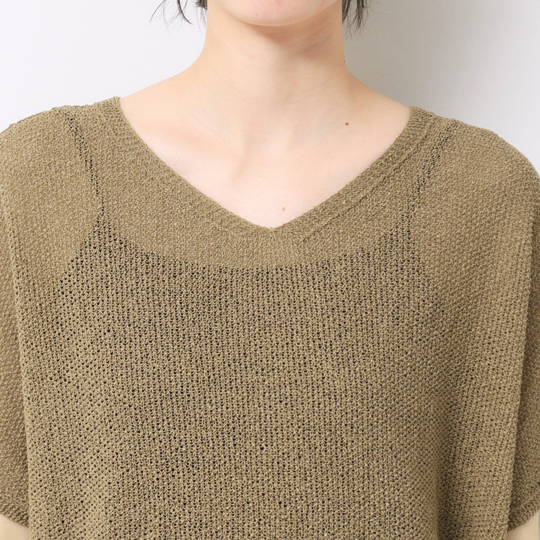 Dessin「【日本製・洗える】シームレスラインVネックニット」|ニット・セーター|