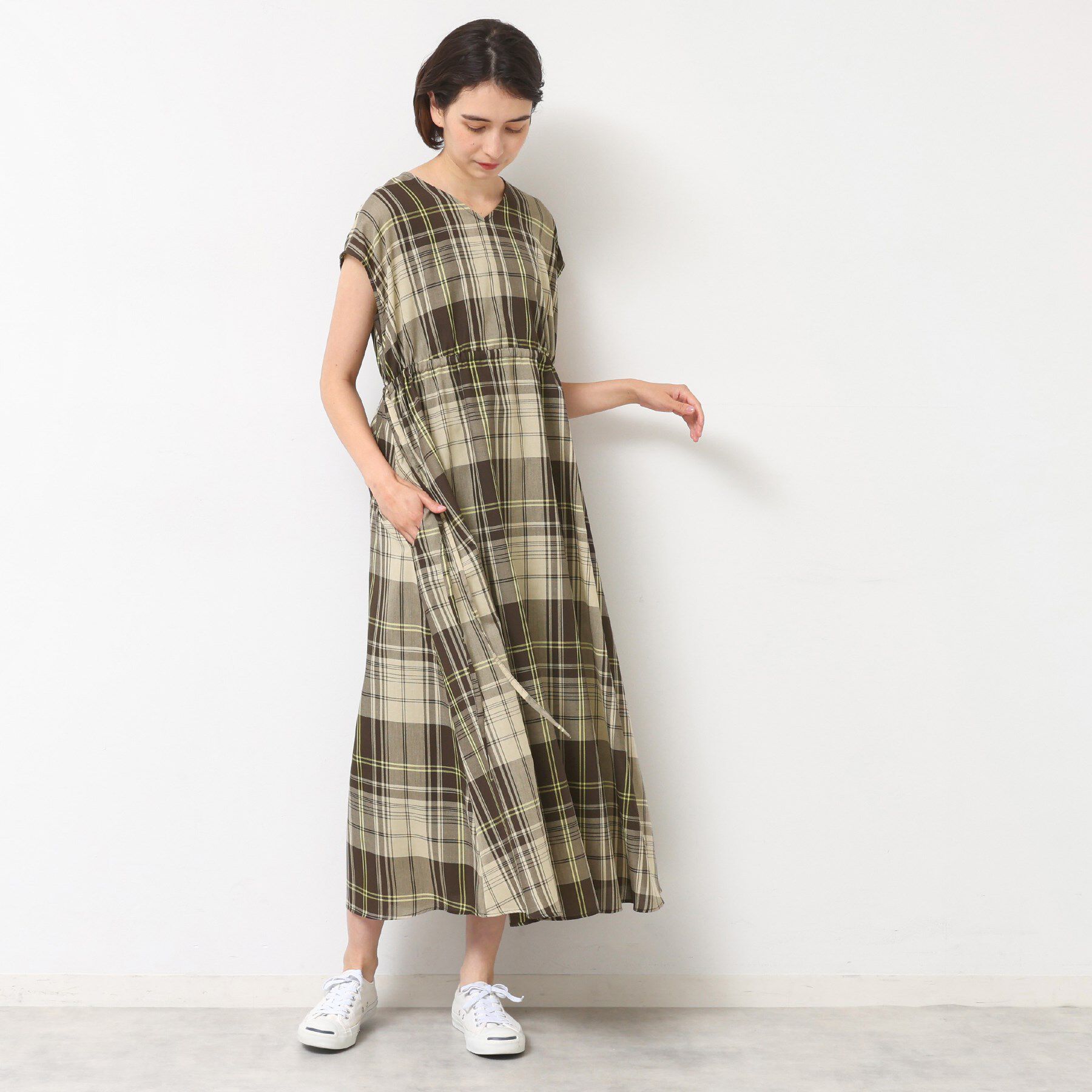 Dessin「【リンクコーデ・洗える】ウエストドロスト付きチェック柄ワンピース」|ワンピース|