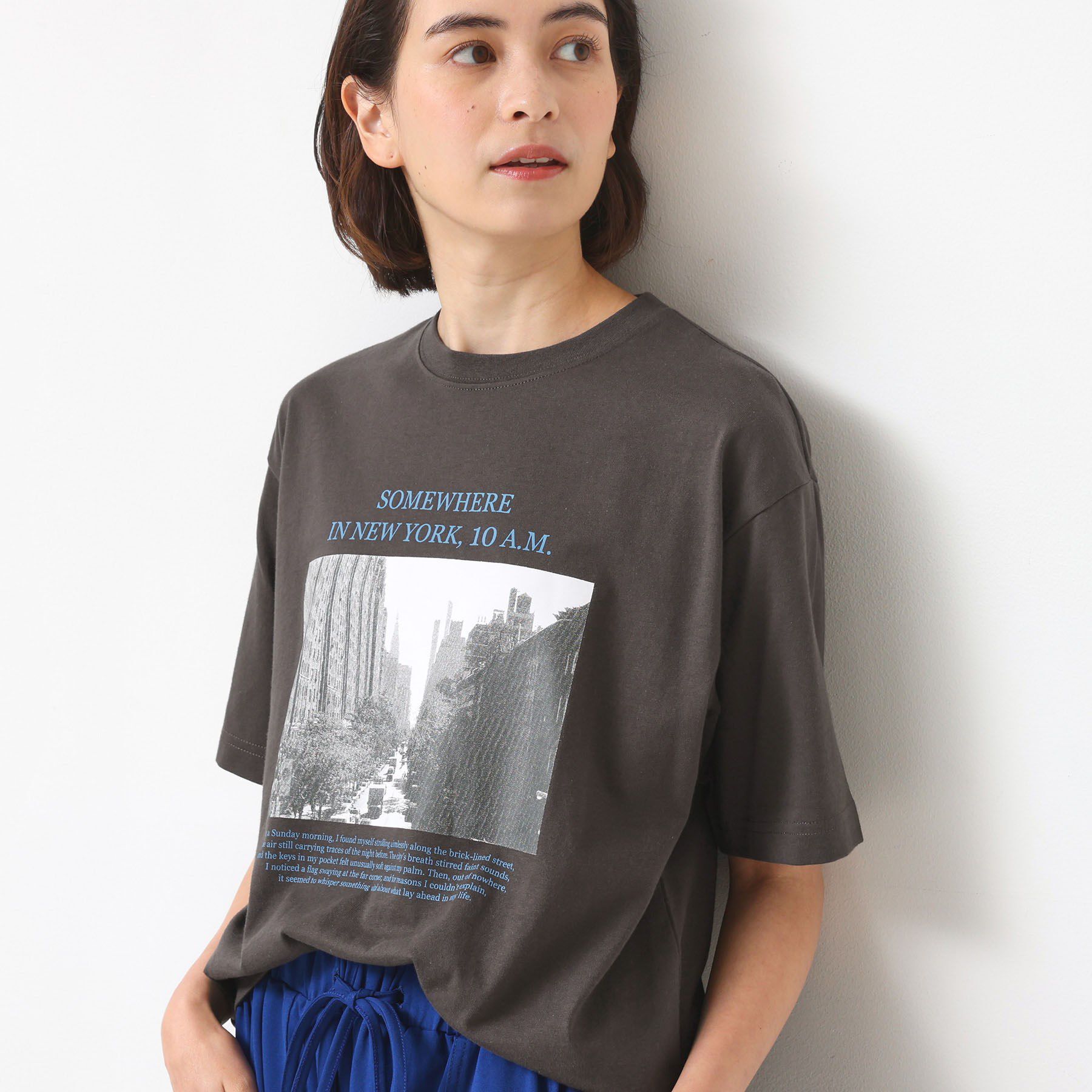 Dessin「【ユニセックス・洗える】オーガニックコットンロゴ入りTシャツ」|Tシャツ・カットソー|チャコールグレー(0