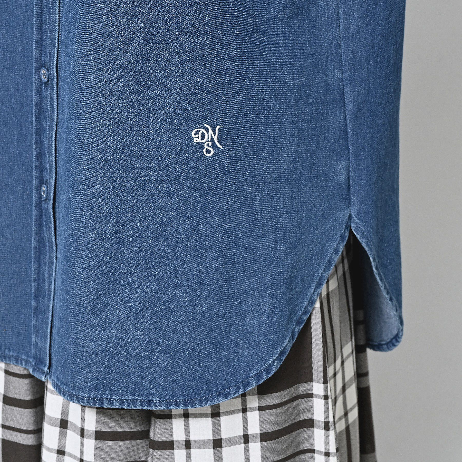 Dessin「【洗える】フリルデニムシャツ」|シャツ・ブラウス|