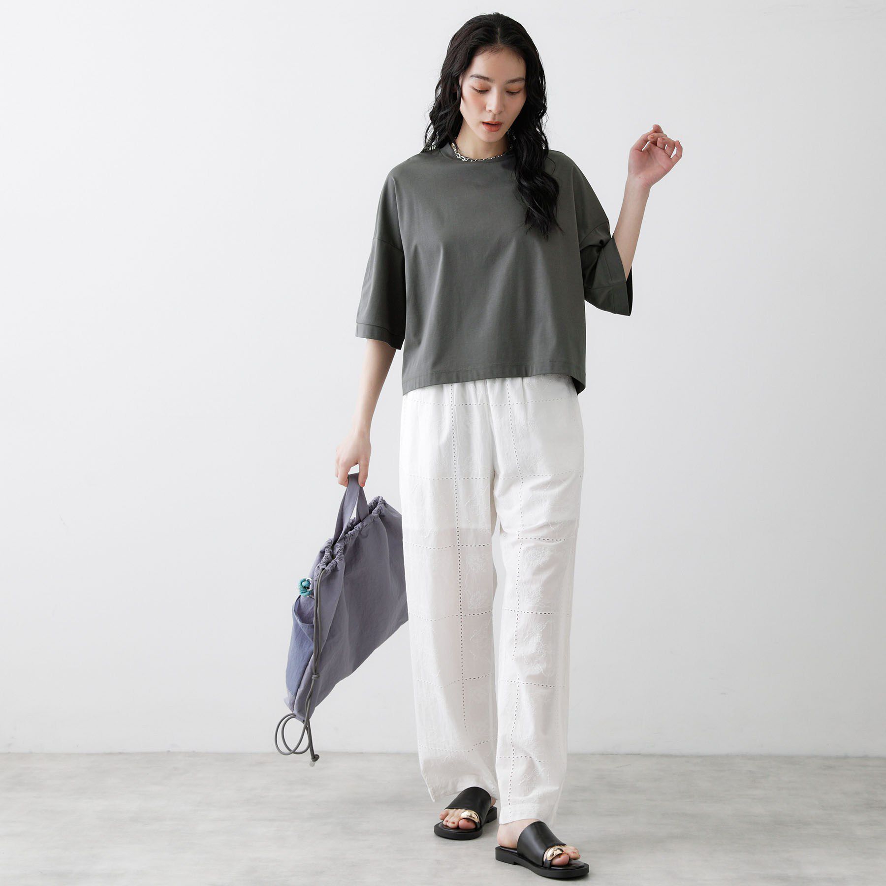 Dessin「【体型カバー/五分袖】美光沢カットソーボクシーシルエット」|Tシャツ・カットソー|