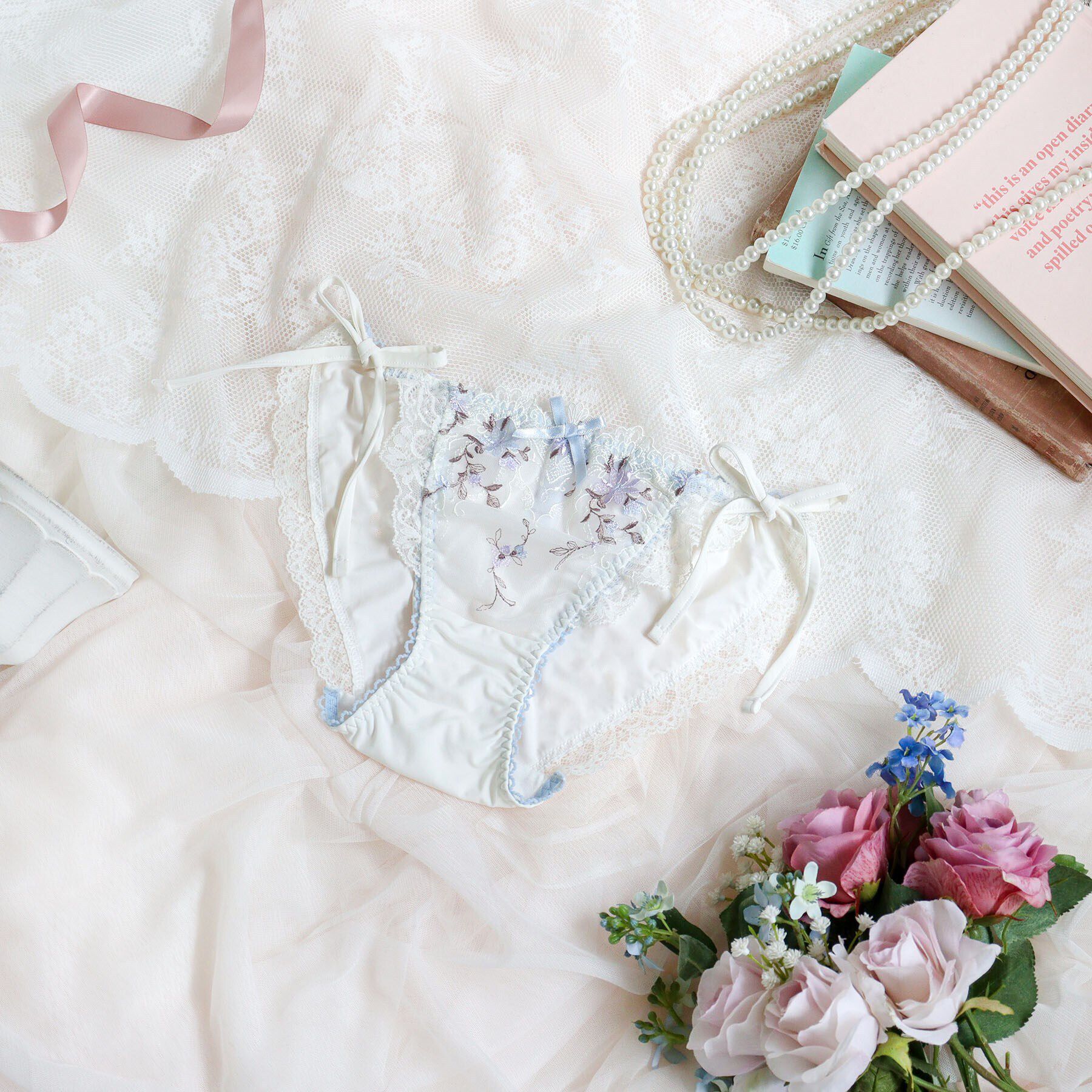 Risa Magli「フィオナ リボンショーツ」|インナー|アイボリー(004)