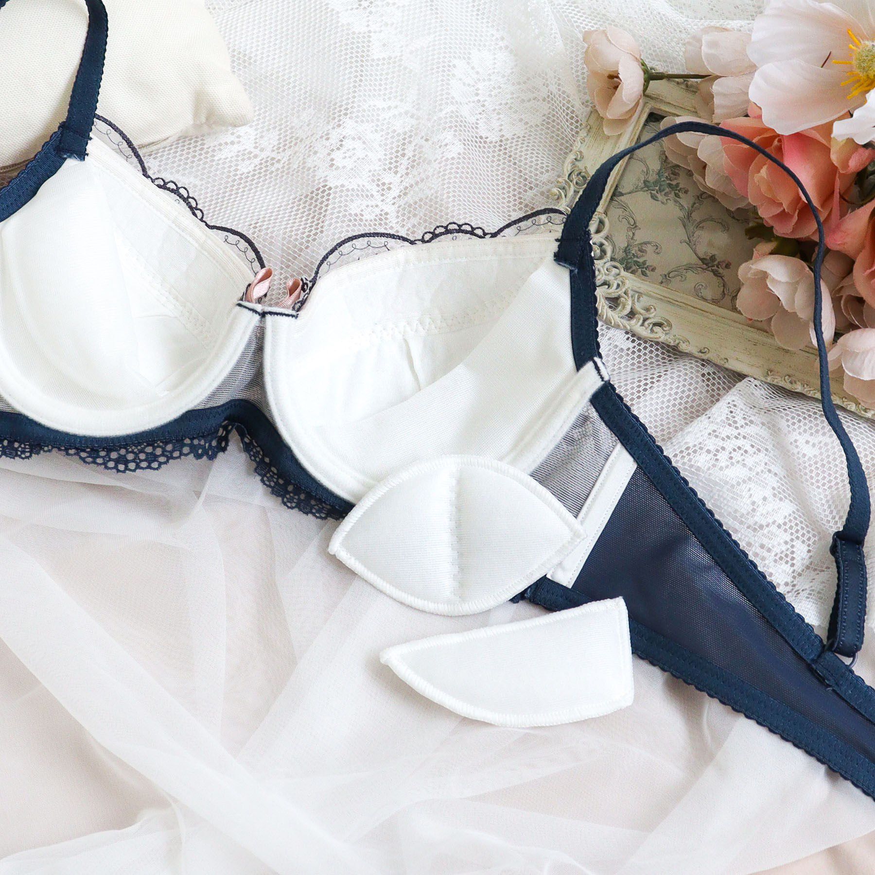 Risa Magli「フェリーチェ ブラジャー （D-F） ＜サイドシェイプ＞」|インナー|