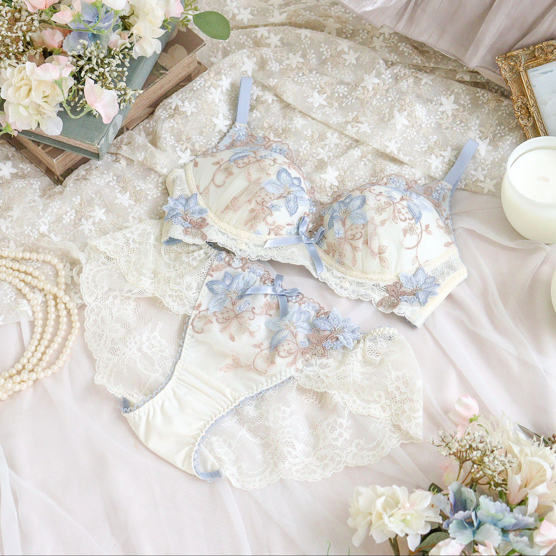 Risa Magli「フルーリ ノンワイヤーブラ (D-F) ＜メロフィータイプ＞」|インナー|