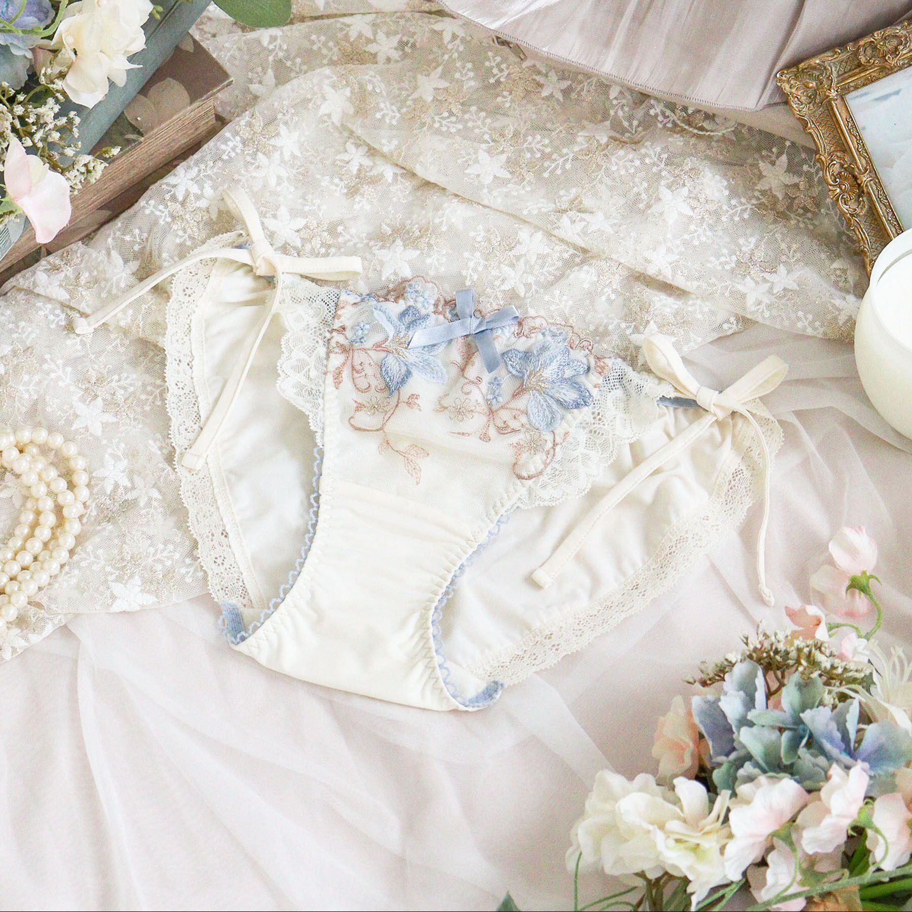 Risa Magli「フルーリ リボンショーツ」|インナー|クリーム(054)