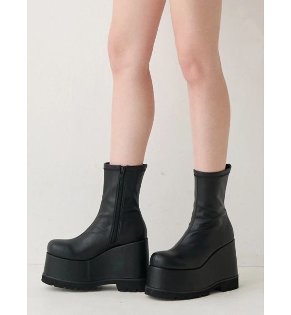 EVRIS「フェイクレザープラットフォームブーツ」|ショートブーツ|ブラック