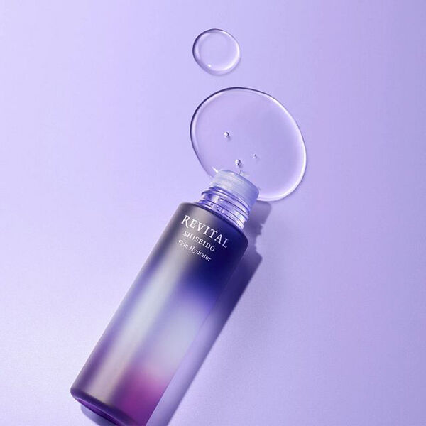  「リバイタル スキンハイドレーター 本体/みずみずしいテクスチャー/フレッシュフローラルの香り (150mL)」|化粧水|