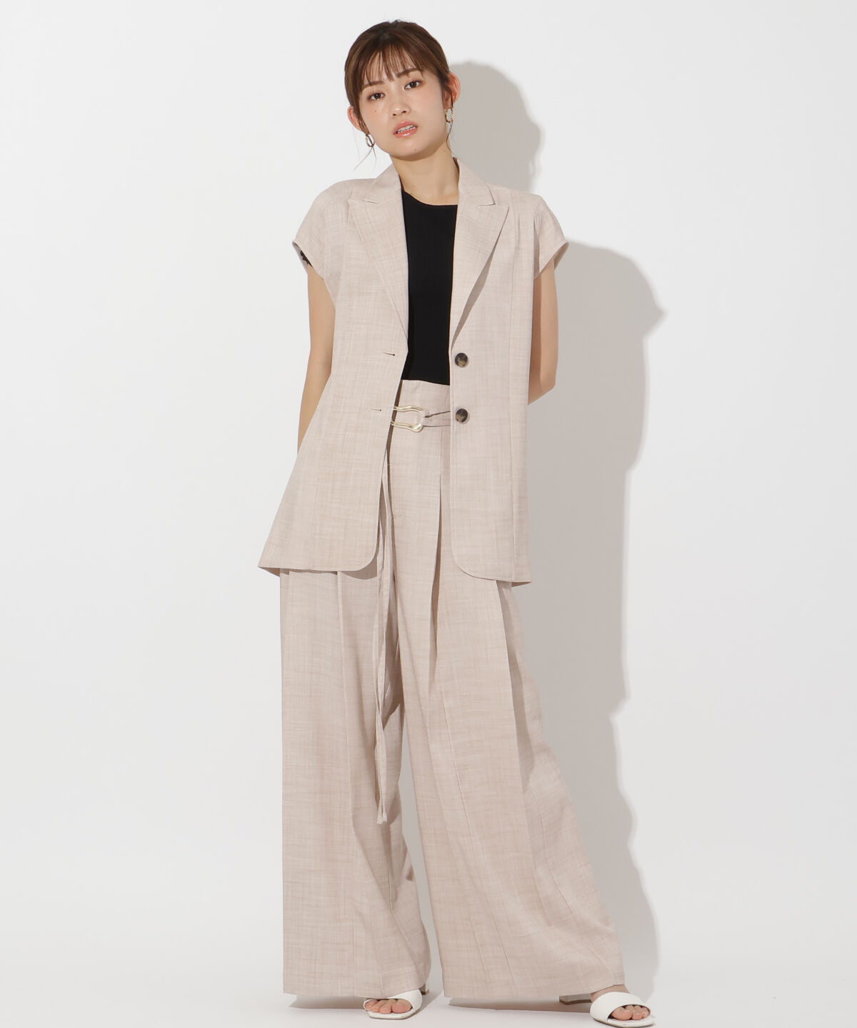 アンドクチュール「麻調プリーツワイドパンツ」|その他|