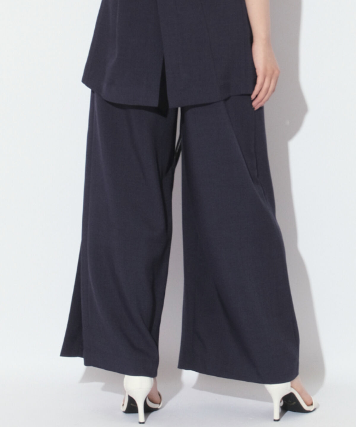 アンドクチュール「麻調プリーツワイドパンツ」|その他|