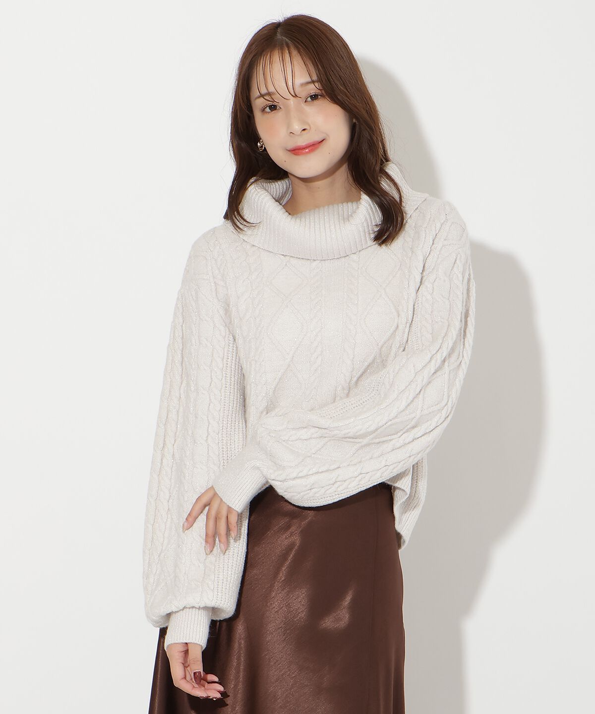 アンドクチュール「ラメケーブルタートルニットプルオーバー」|ニット・セーター|