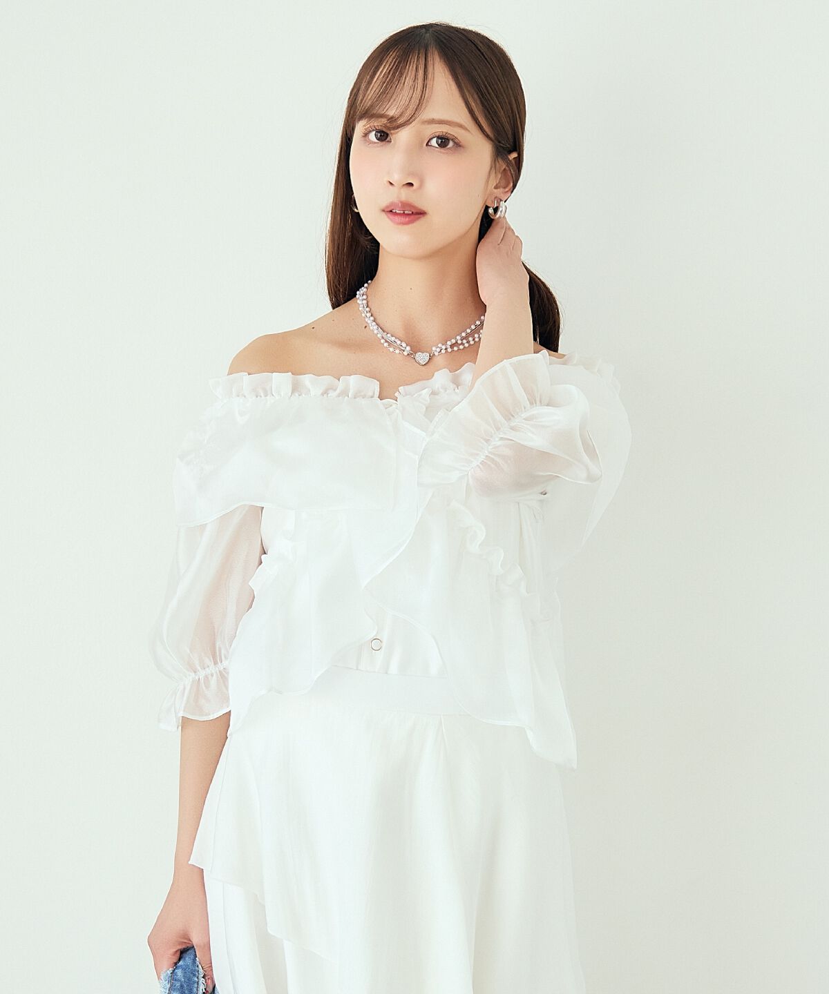 アンドクチュール「フリルクロスシアーブラウス」|シャツ・ブラウス|オフ