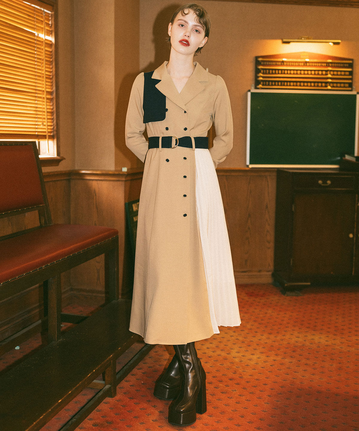 REDYAZEL「バイカラープリーツトレンチワンピース」|ワンピース|