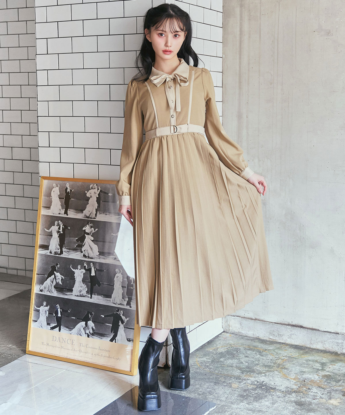 REDYAZEL「クラシカルバイカラーラインリボンタイプリーツロングワンピース」|ワンピース|